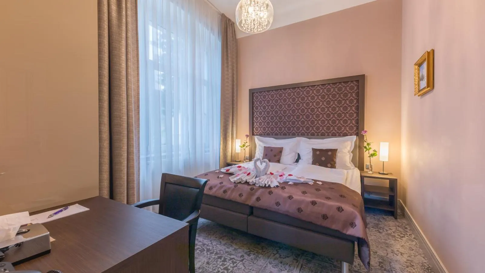 Photo of the whole room, Bed in Wellness & Spa hotel Villa Regenhart