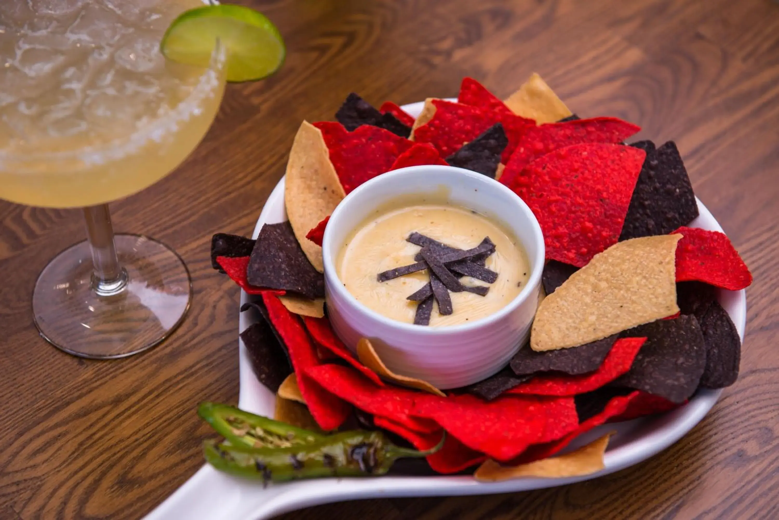 Restaurant/places to eat in Holiday Inn and Suites Addison by IHG Restaurant/places to eat in Holiday Inn and Suites Addison by IHG