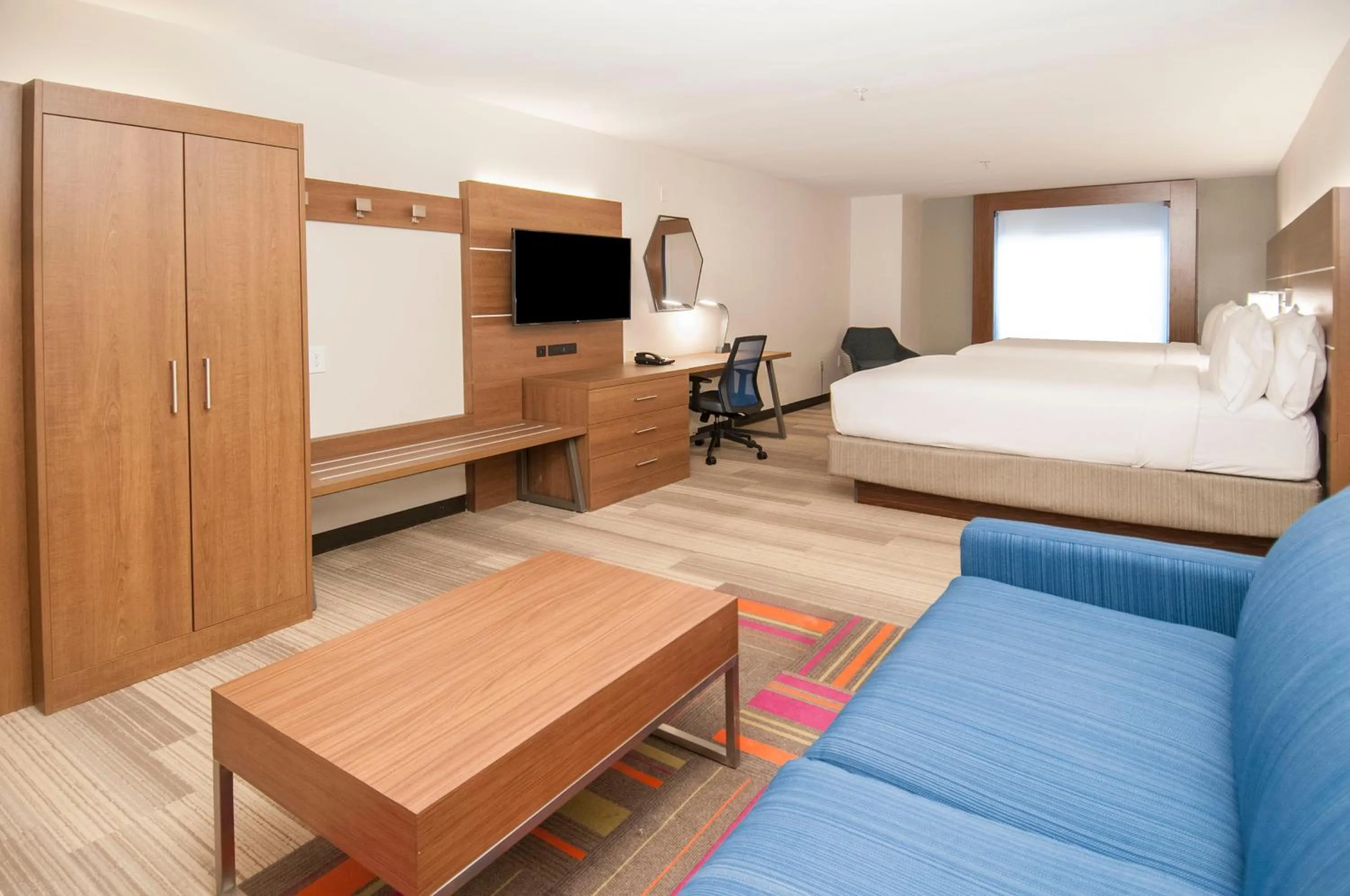 Photo of the whole room, Bed in Holiday Inn Express Hotel & Suites Plano West - Frisco by IHG