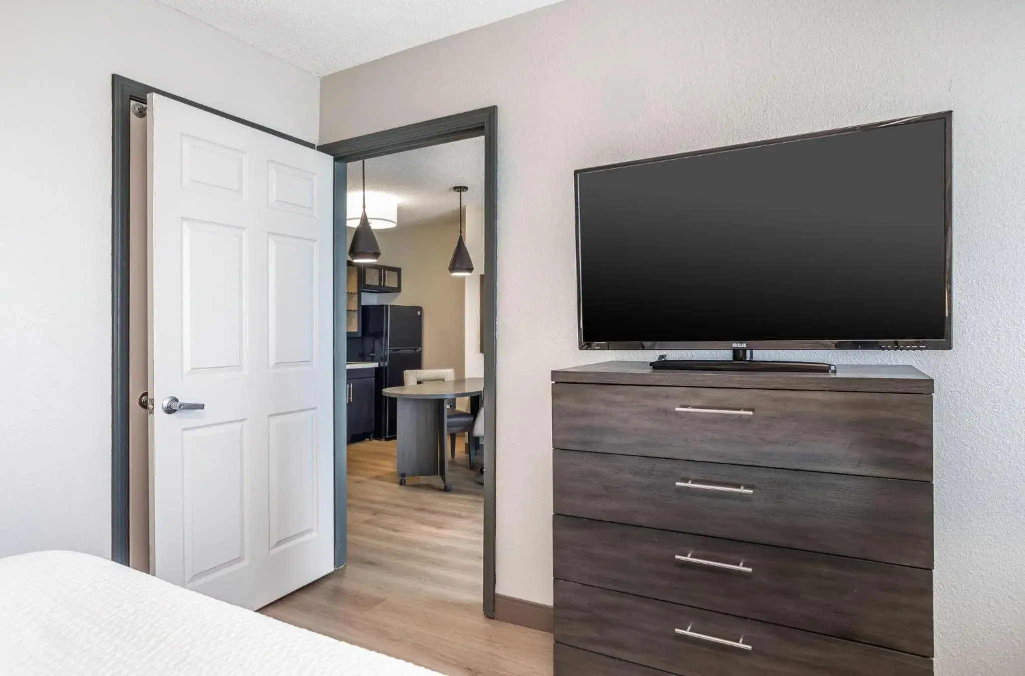 Photo of the whole room, Bed in Candlewood Suites Indianapolis Northeast by IHG Photo of the whole room, Bed in Candlewood Suites Indianapolis Northeast by IHG