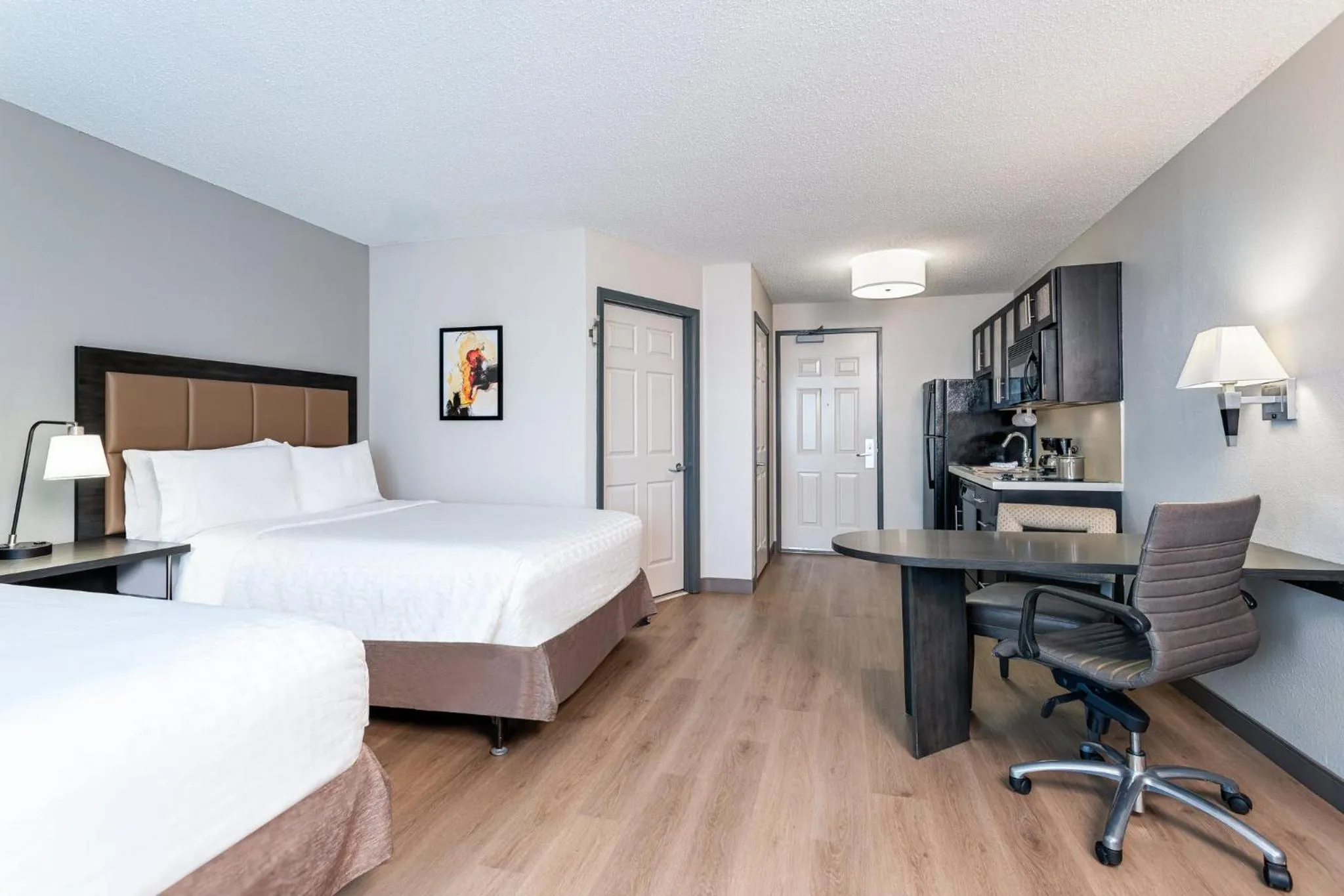 Photo of the whole room, Bed in Candlewood Suites Indianapolis Northeast by IHG