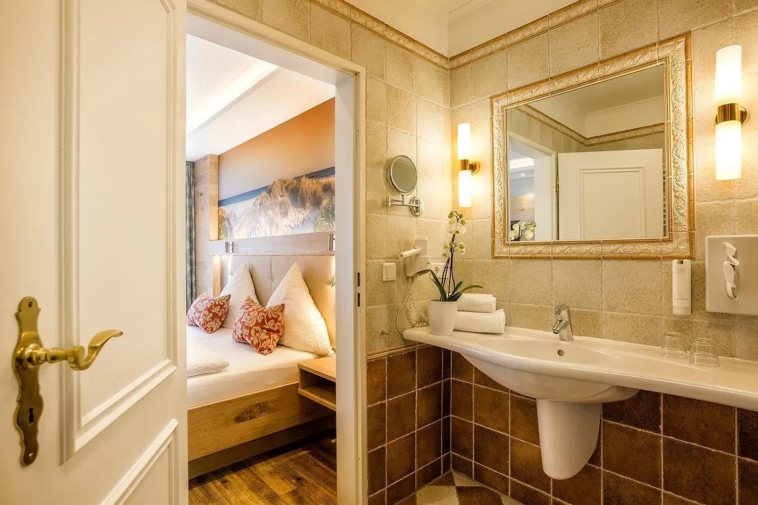 Double Room with Balcony or Terrace - single occupancy in Hotel Neuwarft Double Room with Balcony or Terrace - single occupancy in Hotel Neuwarft