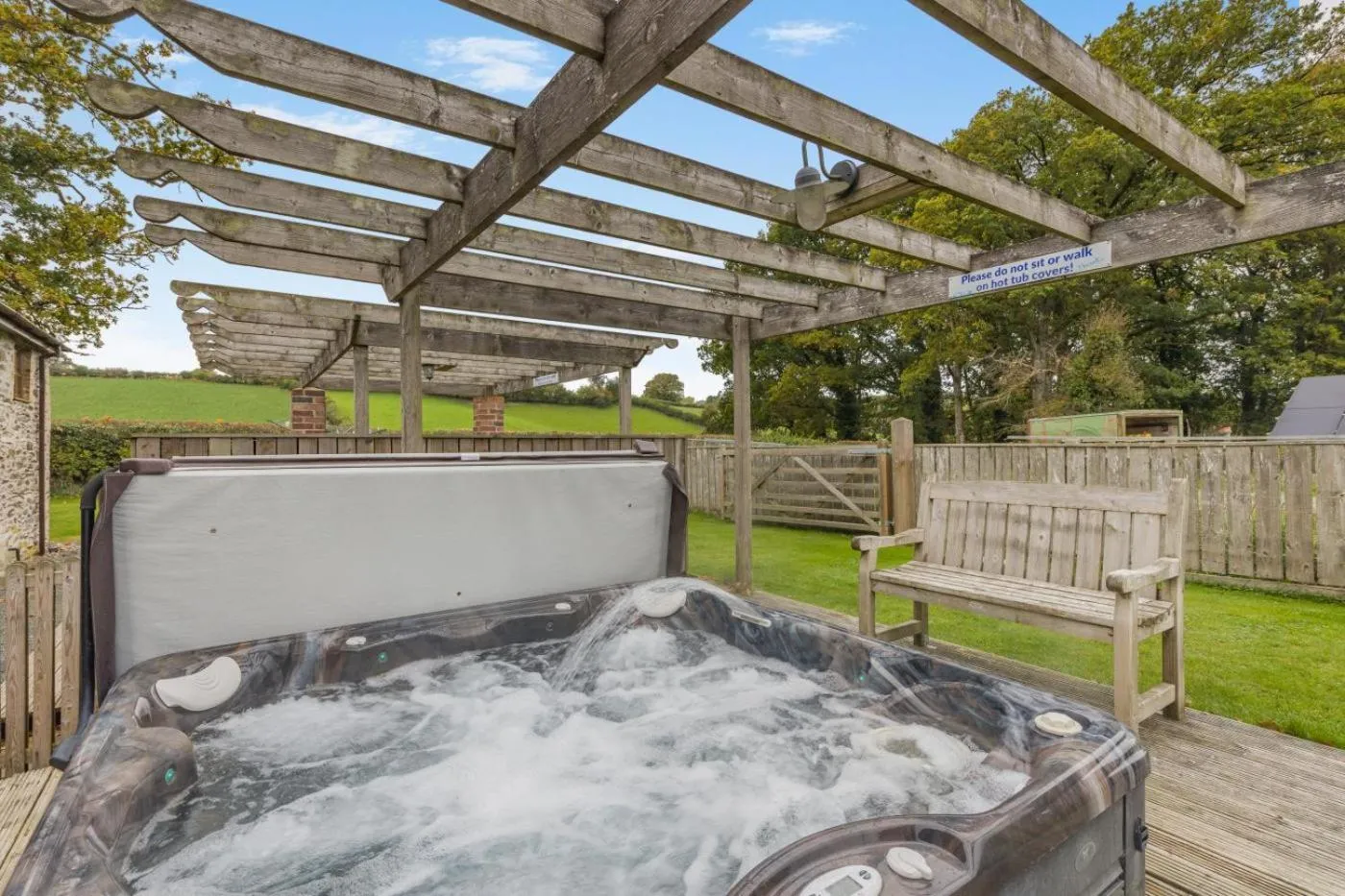 4 Bed in Builth Wells oc-39473
