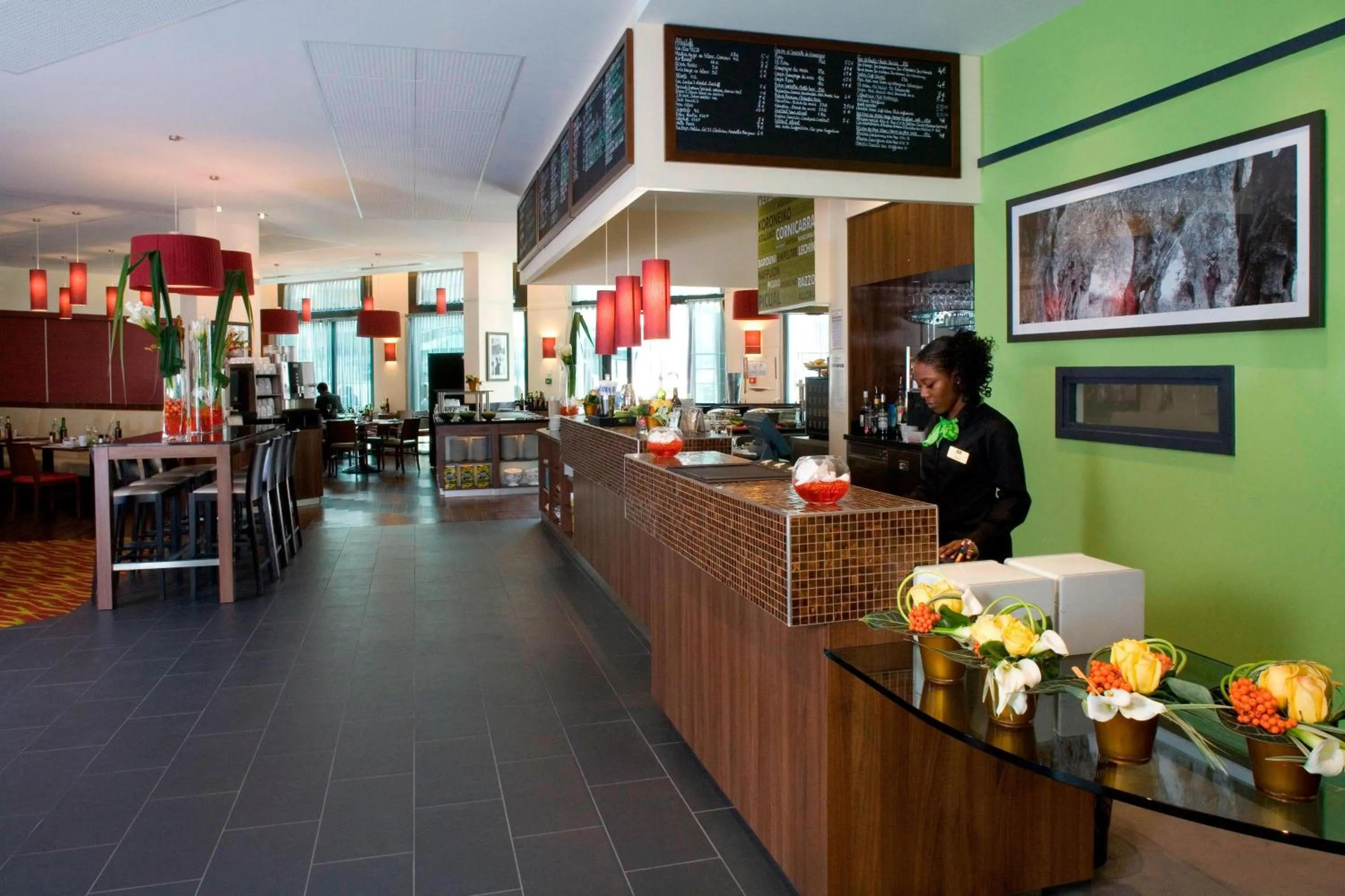 Lobby or reception in Courtyard by Marriott Paris Saint Denis