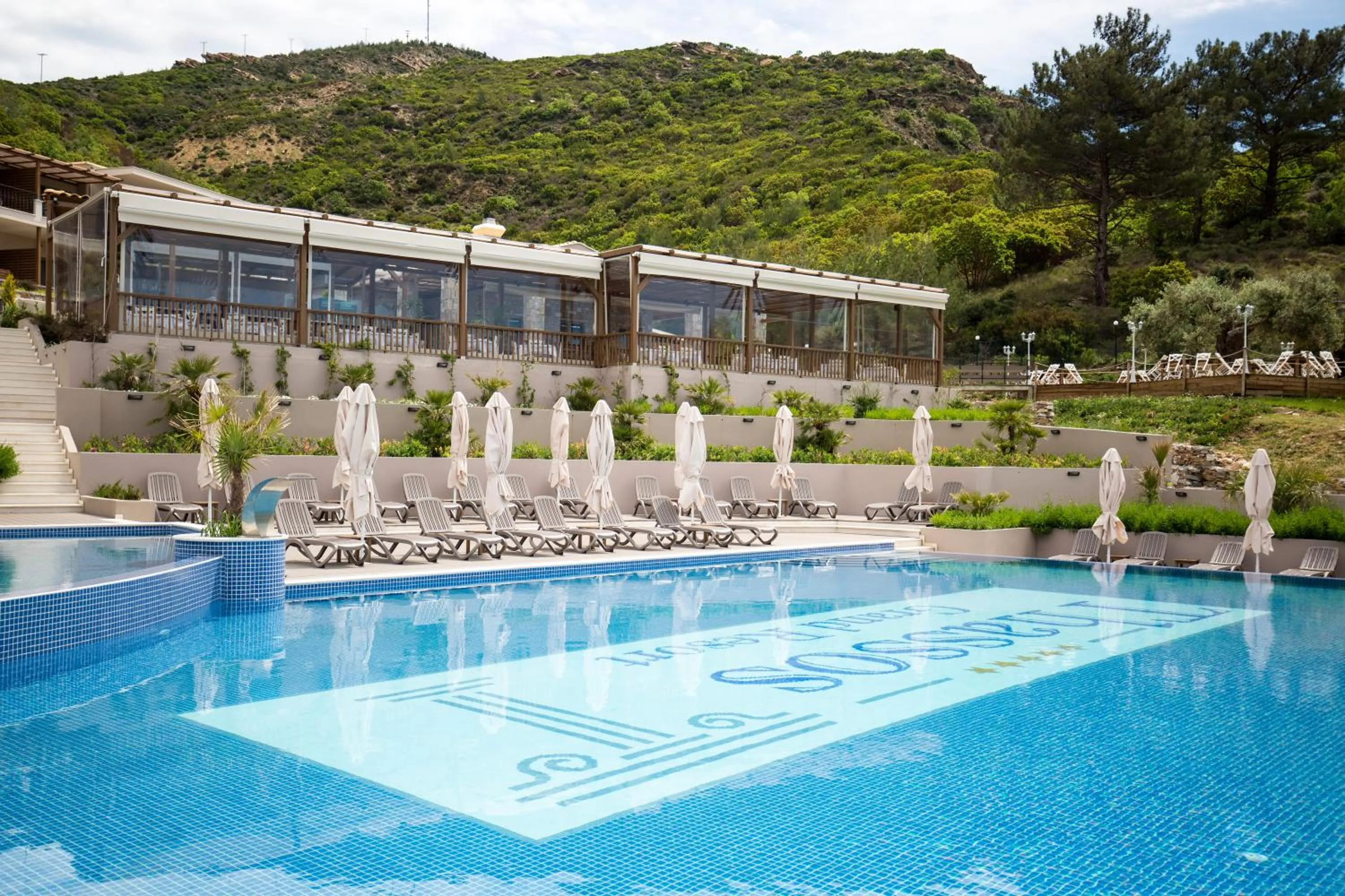 Thassos Grand Resort