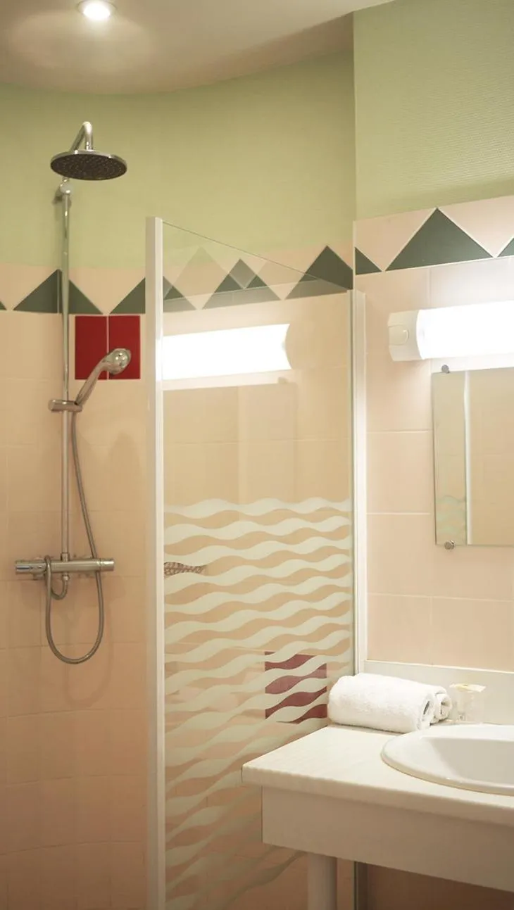 Logis Hôtel & Restaurant - Le Saint-Louis