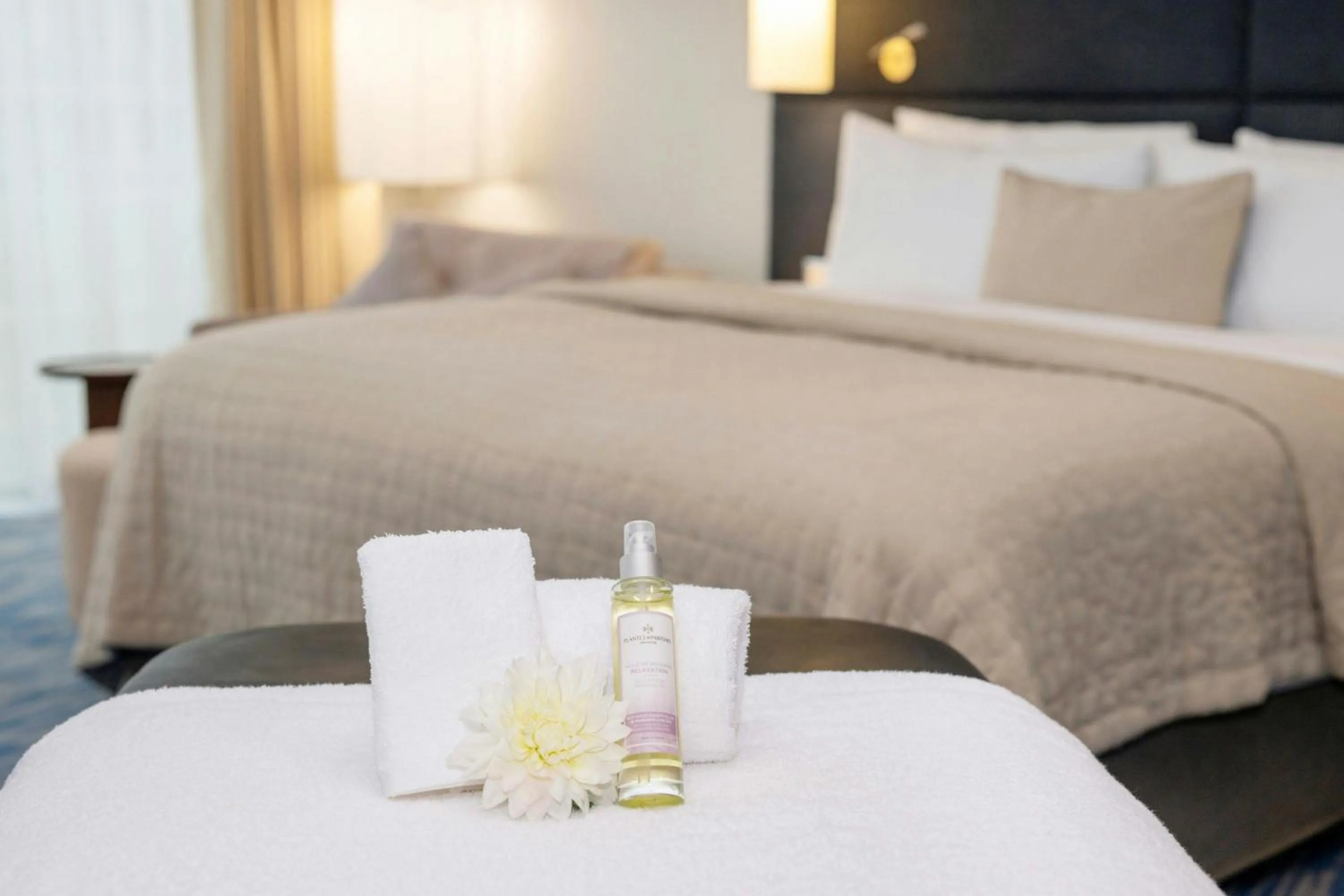 Other, Bed in Renaissance Paris Arc de Triomphe Hotel