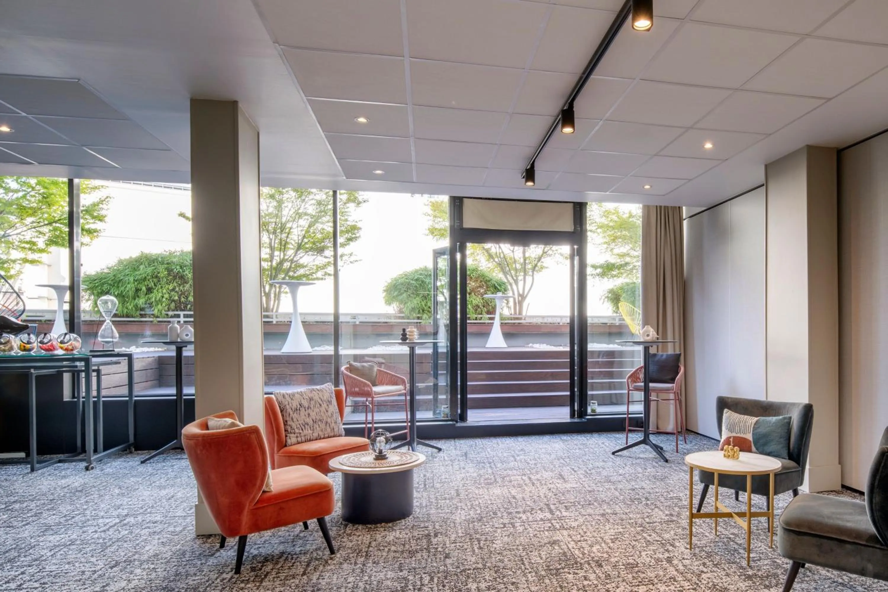 Meeting/conference room in Renaissance Paris Arc de Triomphe Hotel