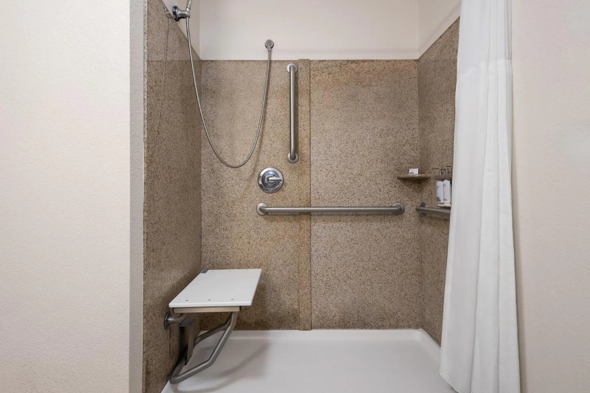 Bedroom in Candlewood Suites Norfolk Airport by IHG