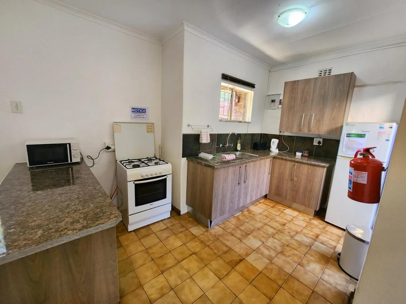 Kitchen or kitchenette in Pine Valley