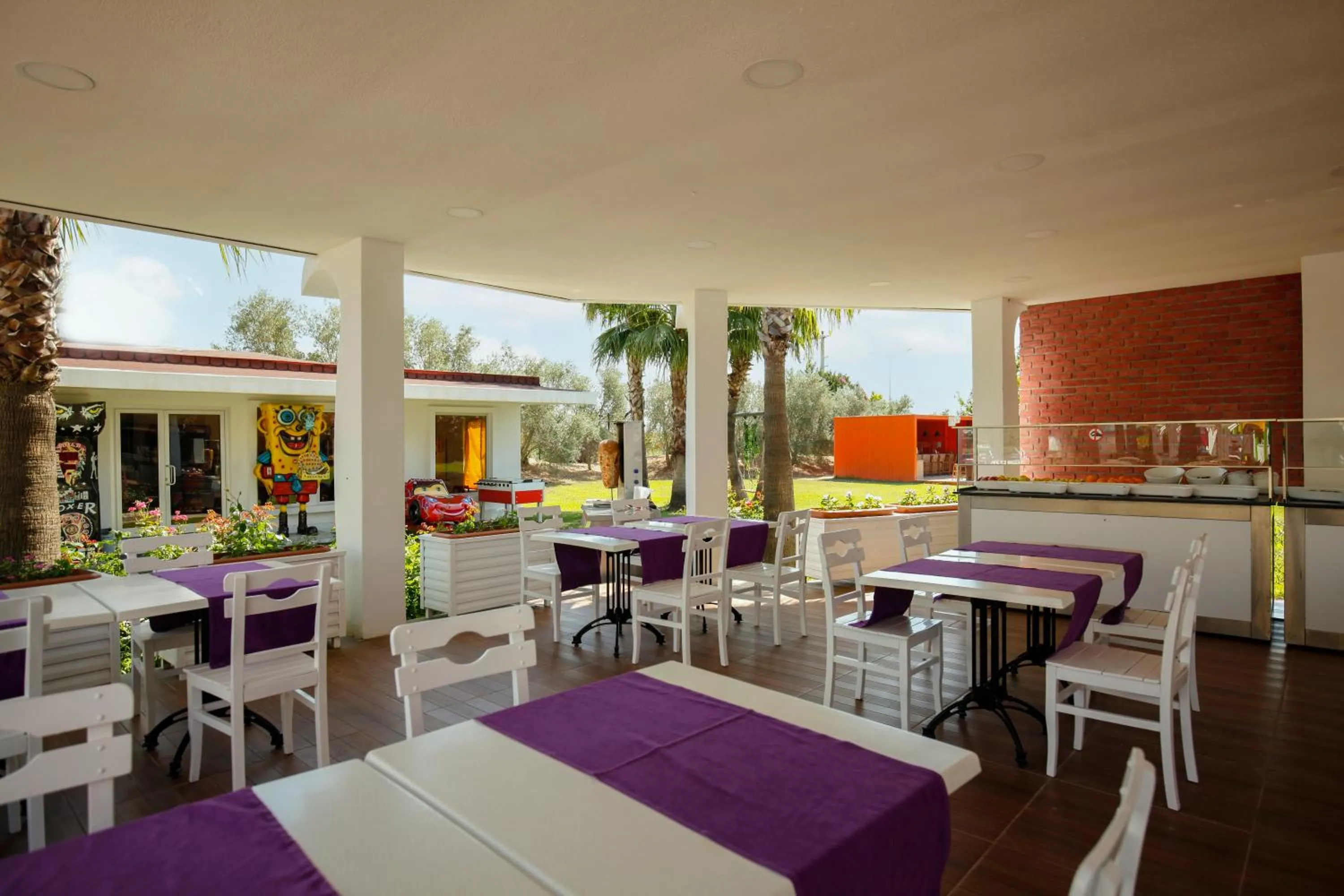 Restaurant/places to eat in Fun&Sun Smart Hane sun