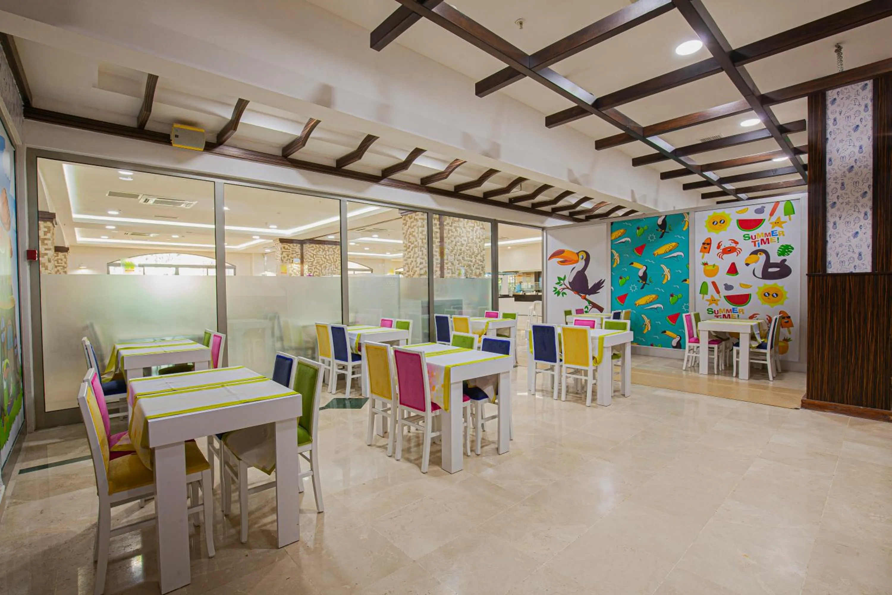 Restaurant/places to eat in Fun&Sun Smart Hane sun