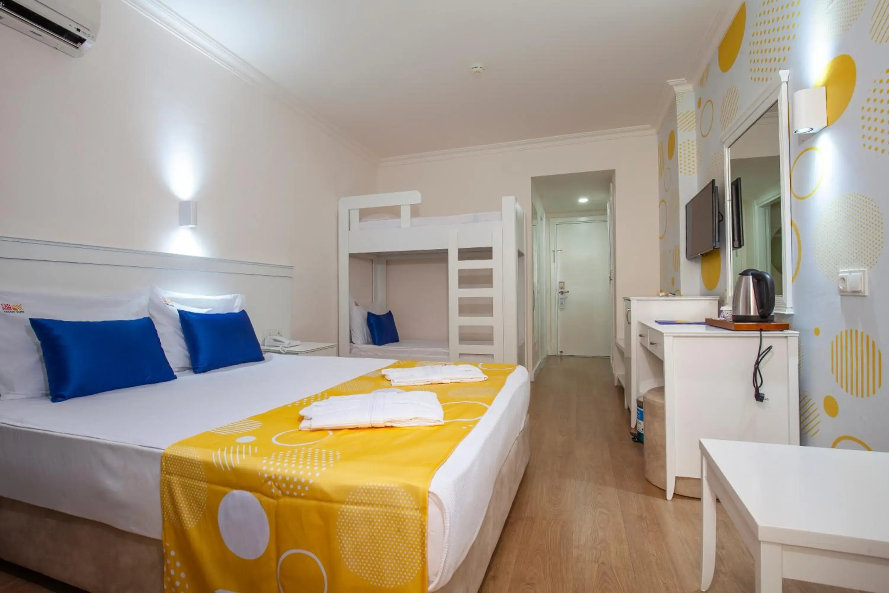 Bed in Fun&Sun Smart Hane sun Bed in Fun&Sun Smart Hane sun