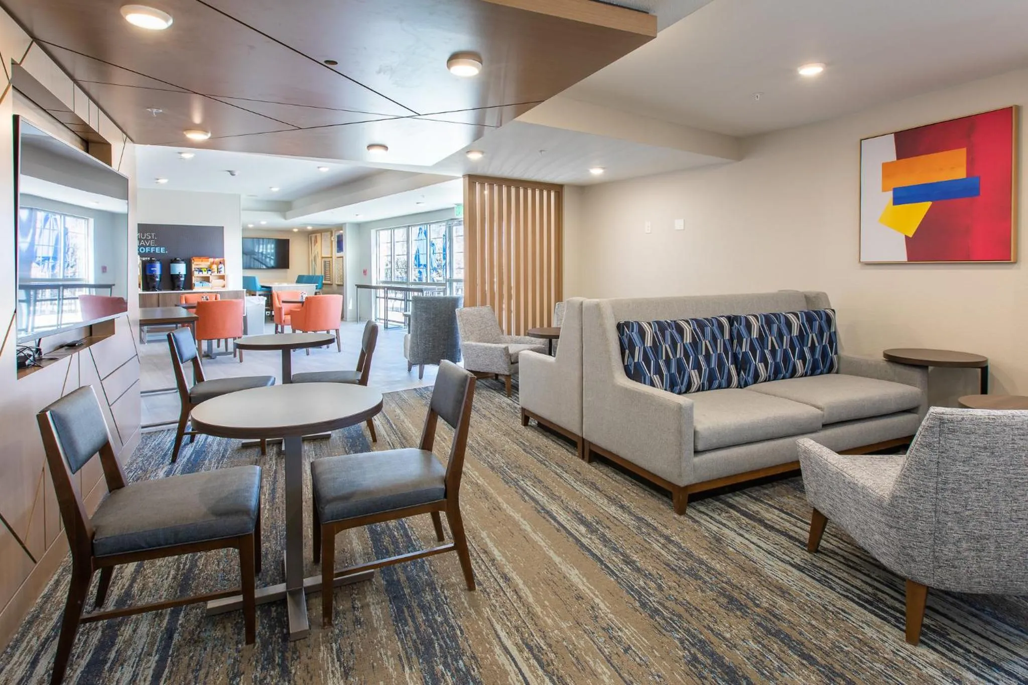 Property building in Holiday Inn Express & Suites Englewood - Denver South by IHG