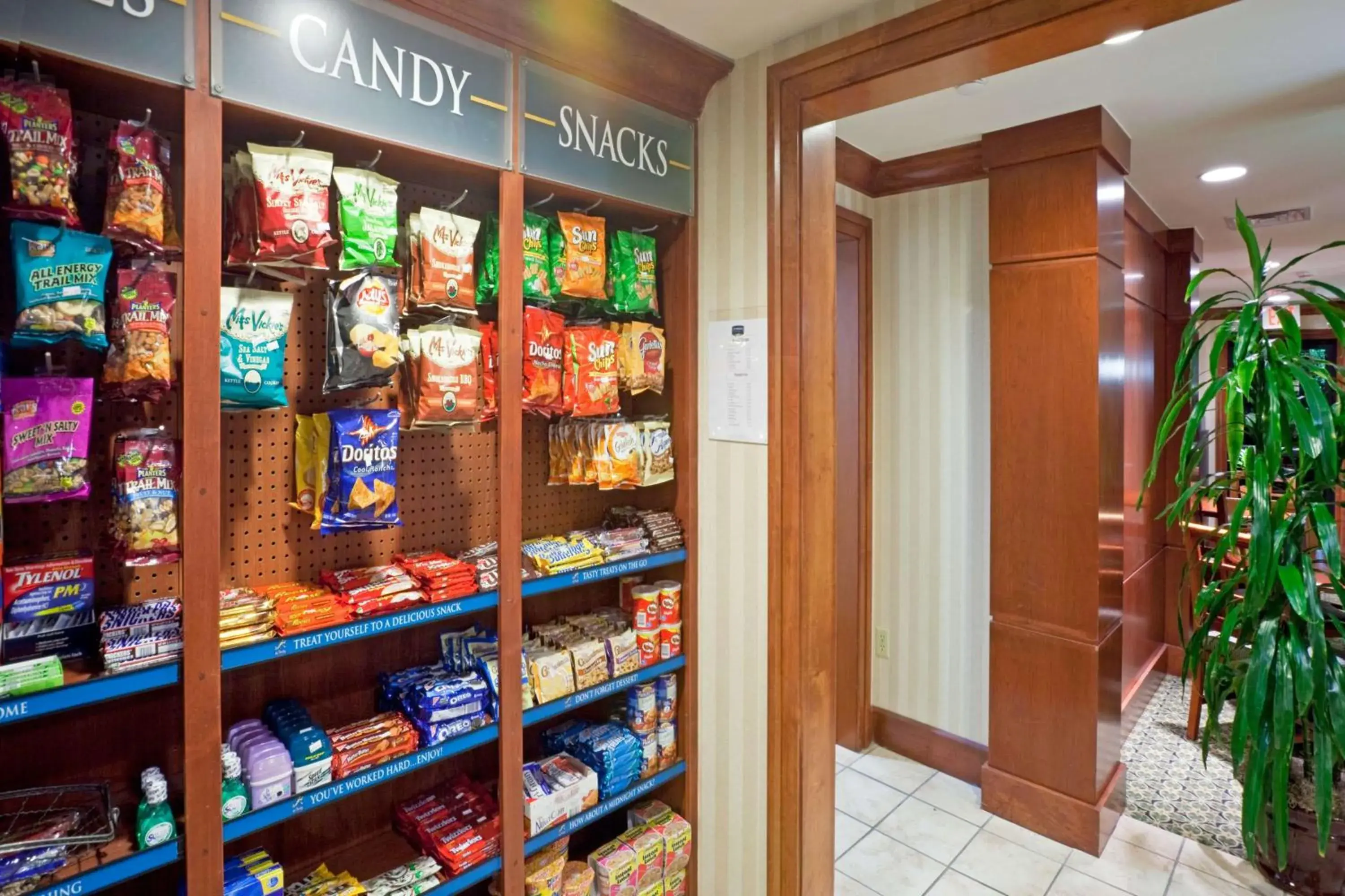 Property building in Staybridge Suites Irving Las Colinas by IHG Property building in Staybridge Suites Irving Las Colinas by IHG