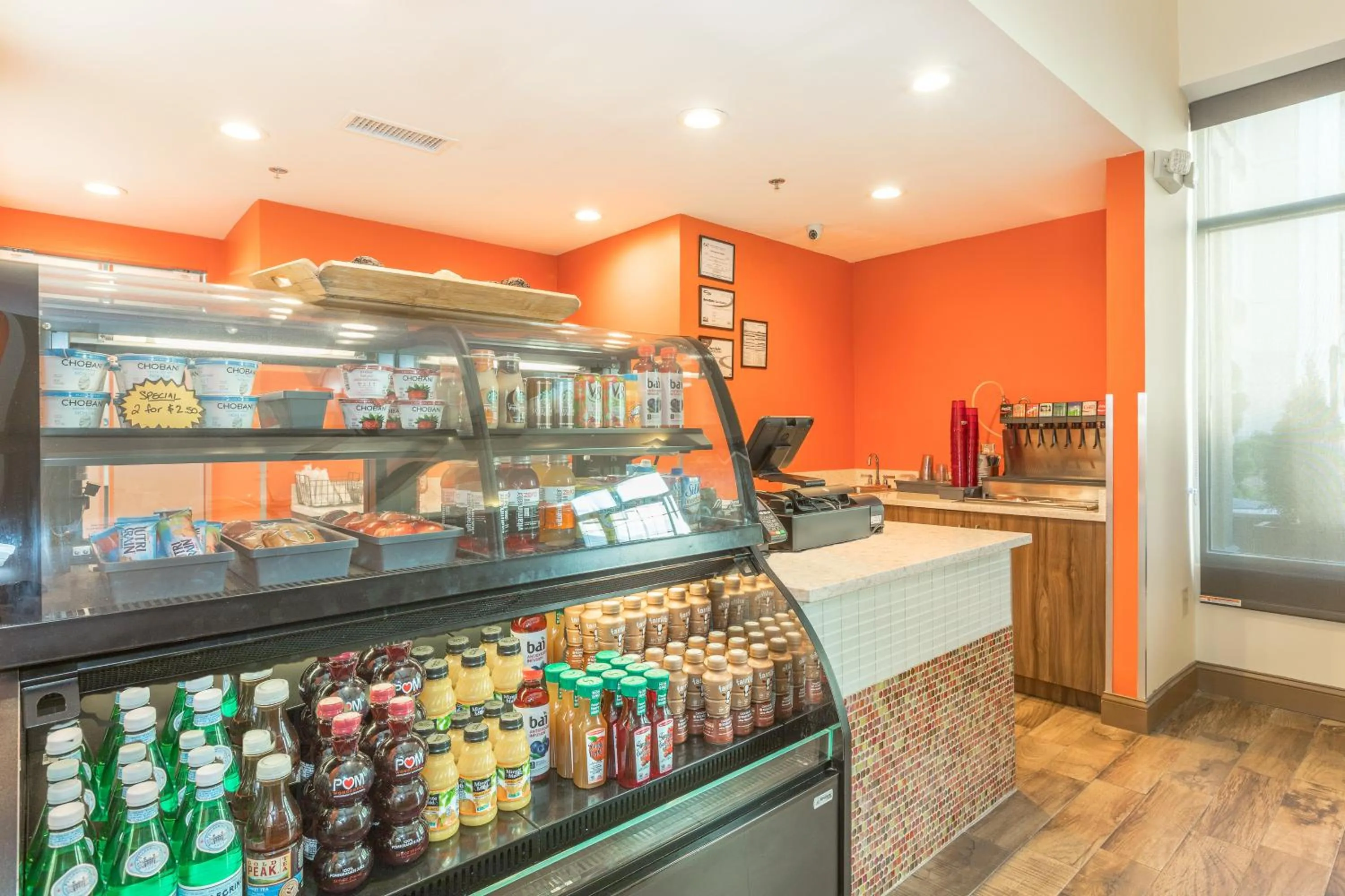 Restaurant/places to eat in Holiday Inn Hotel and Suites Peachtree City by IHG