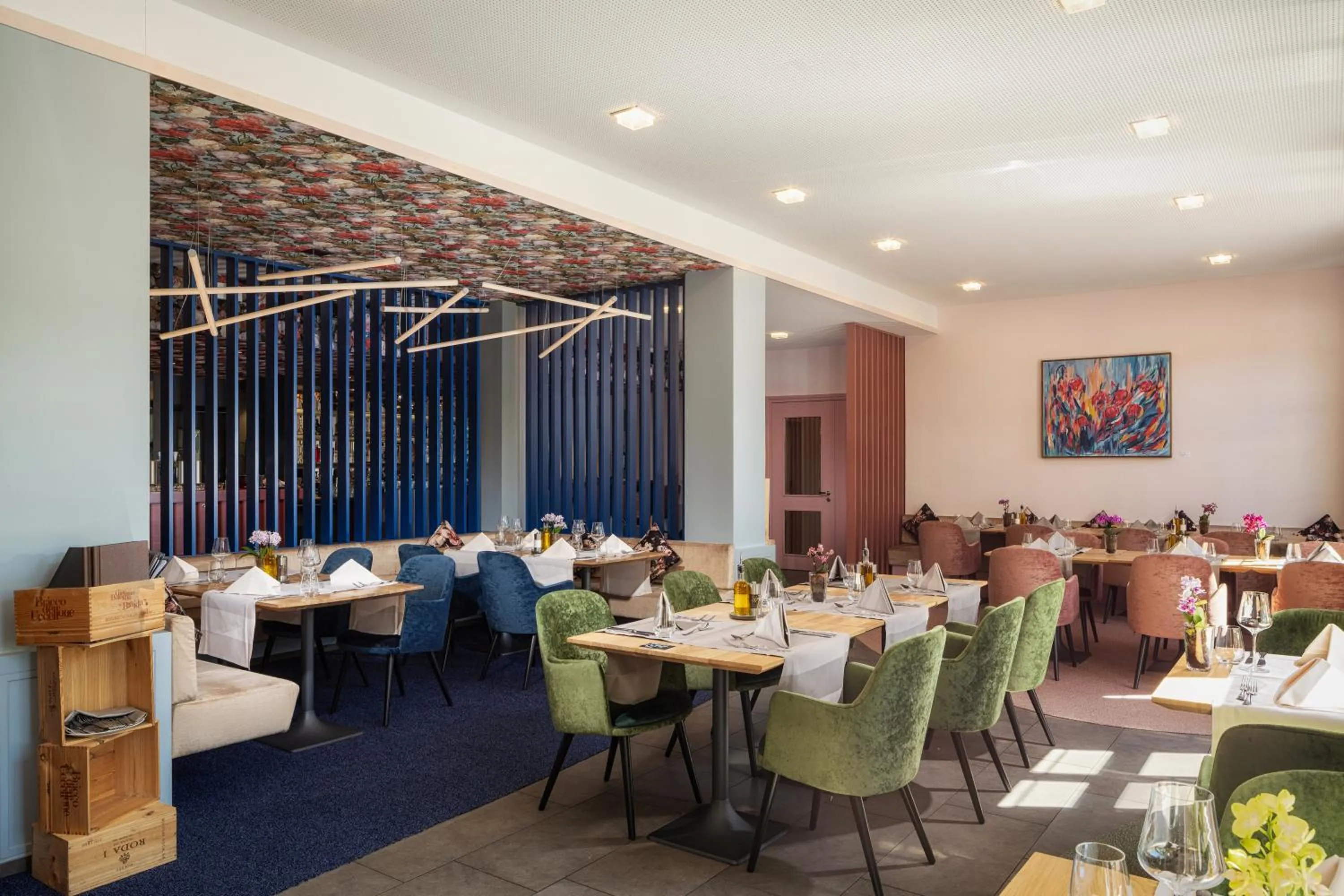 Restaurant/places to eat in b-smart hotel Widnau