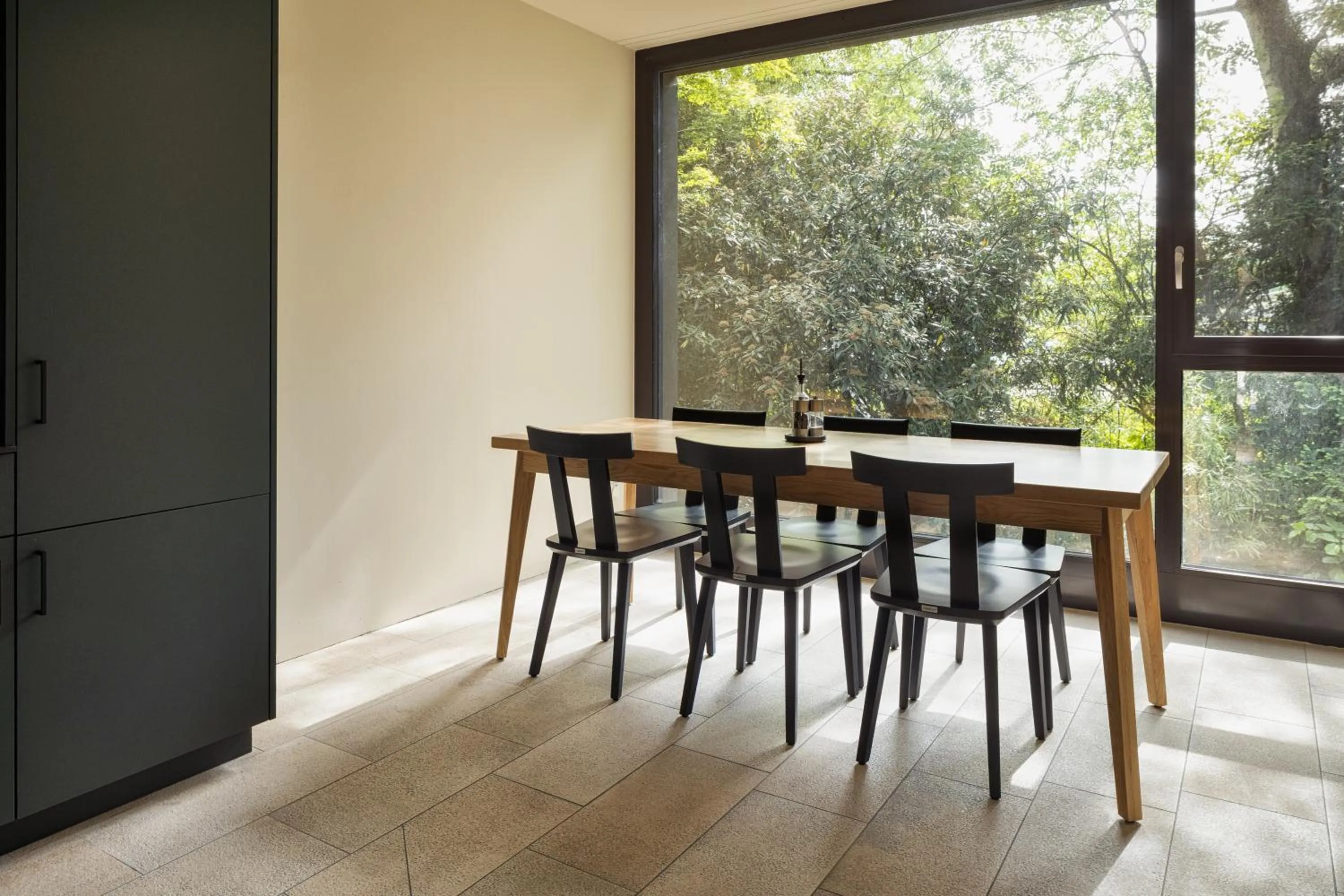 Seating area in b-smart hotel Widnau