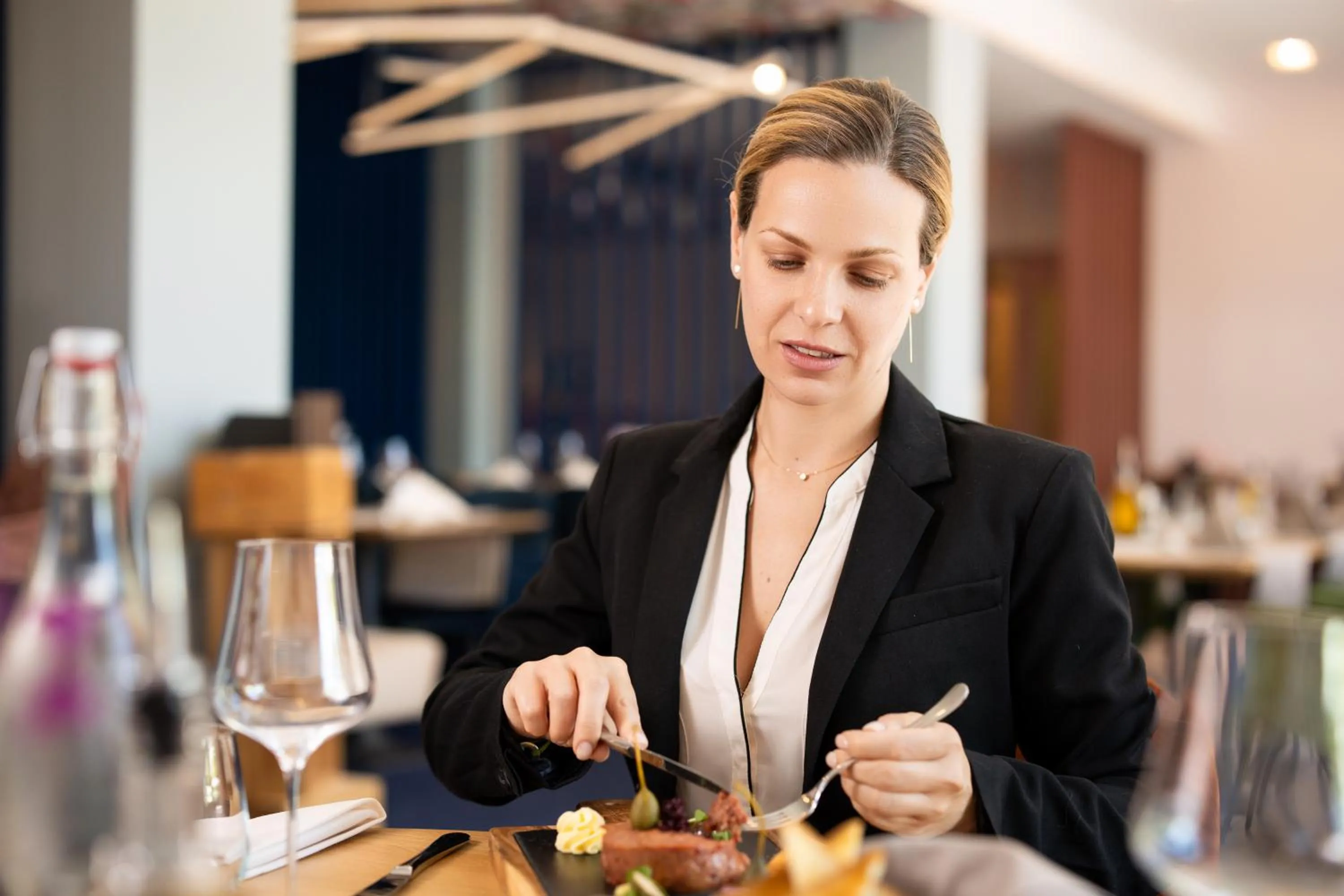 Restaurant/places to eat in b-smart hotel Widnau