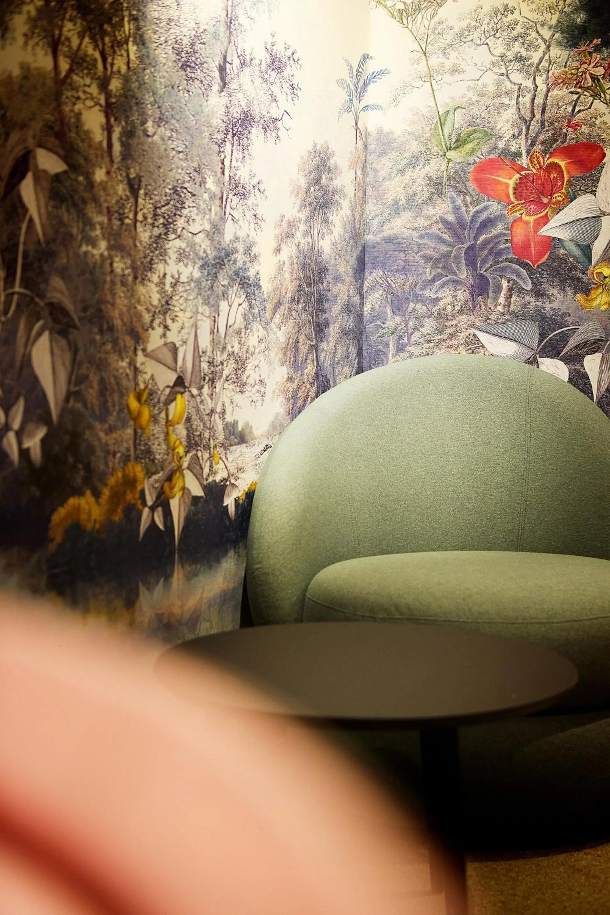 Seating area in b-smart hotel Widnau