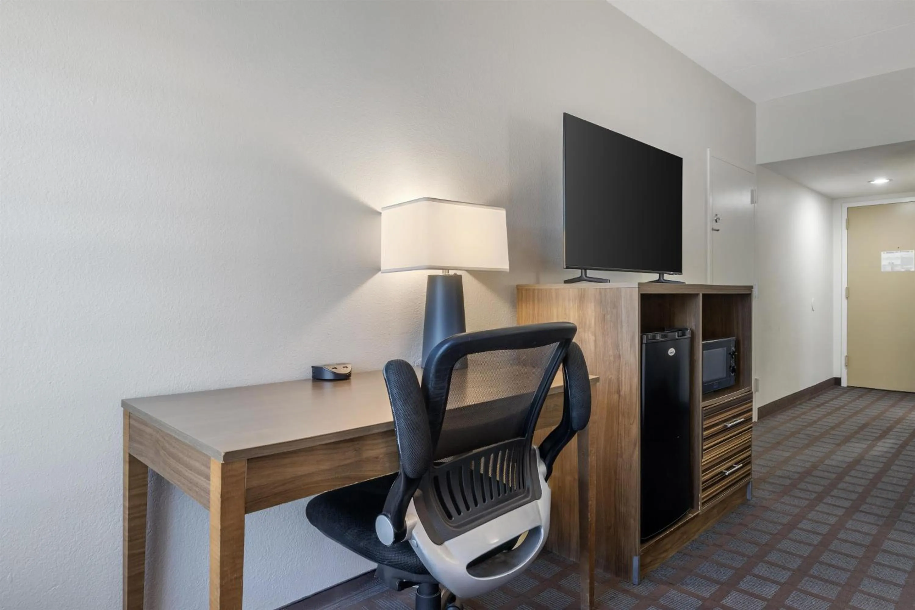 Bedroom in Best Western Fishers Indianapolis Area