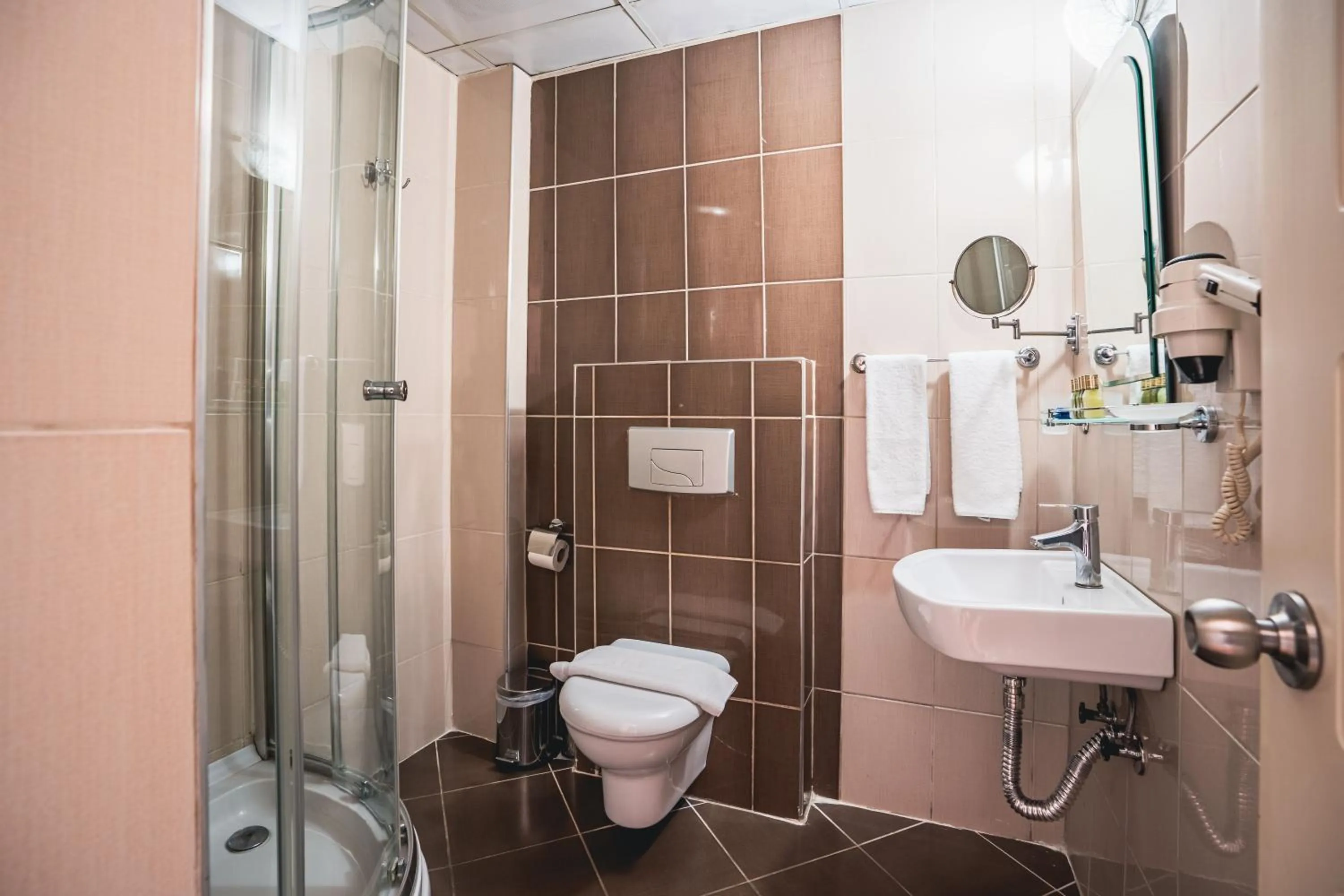 Shower in Tiara Buyukada