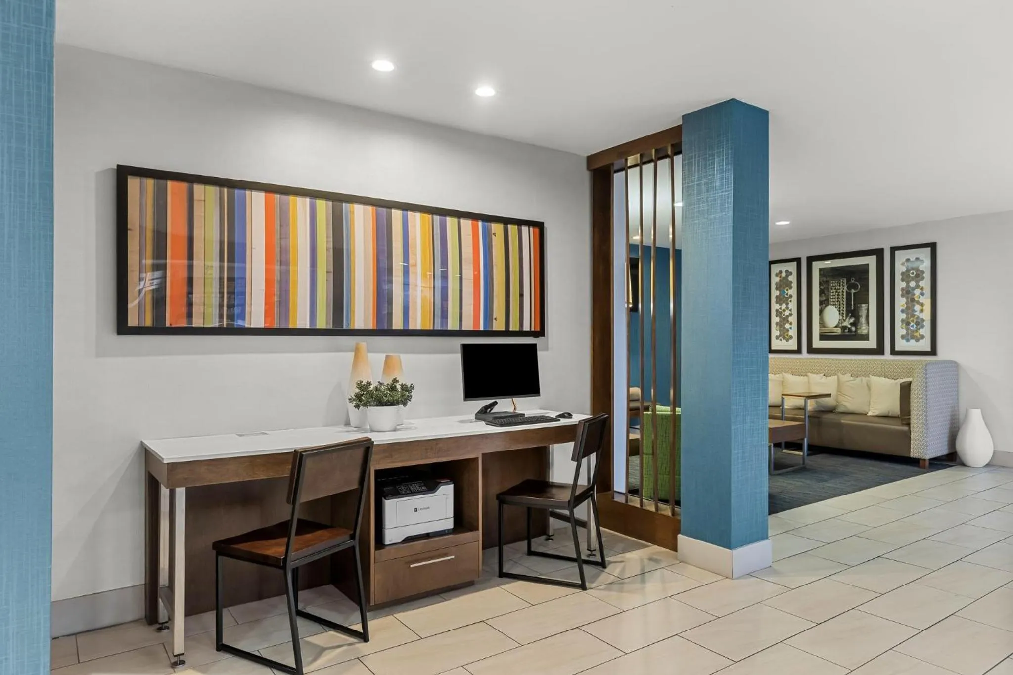 Other, Bed in Holiday Inn Express Hotel & Suites Savannah Midtown by IHG