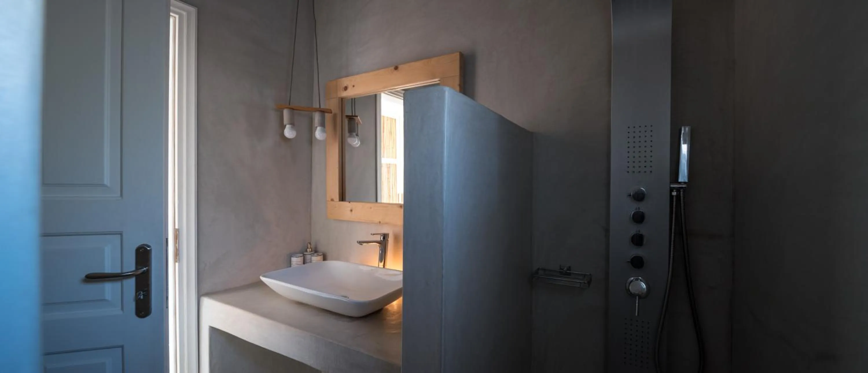 Bathroom in Olive Mykonos Villas