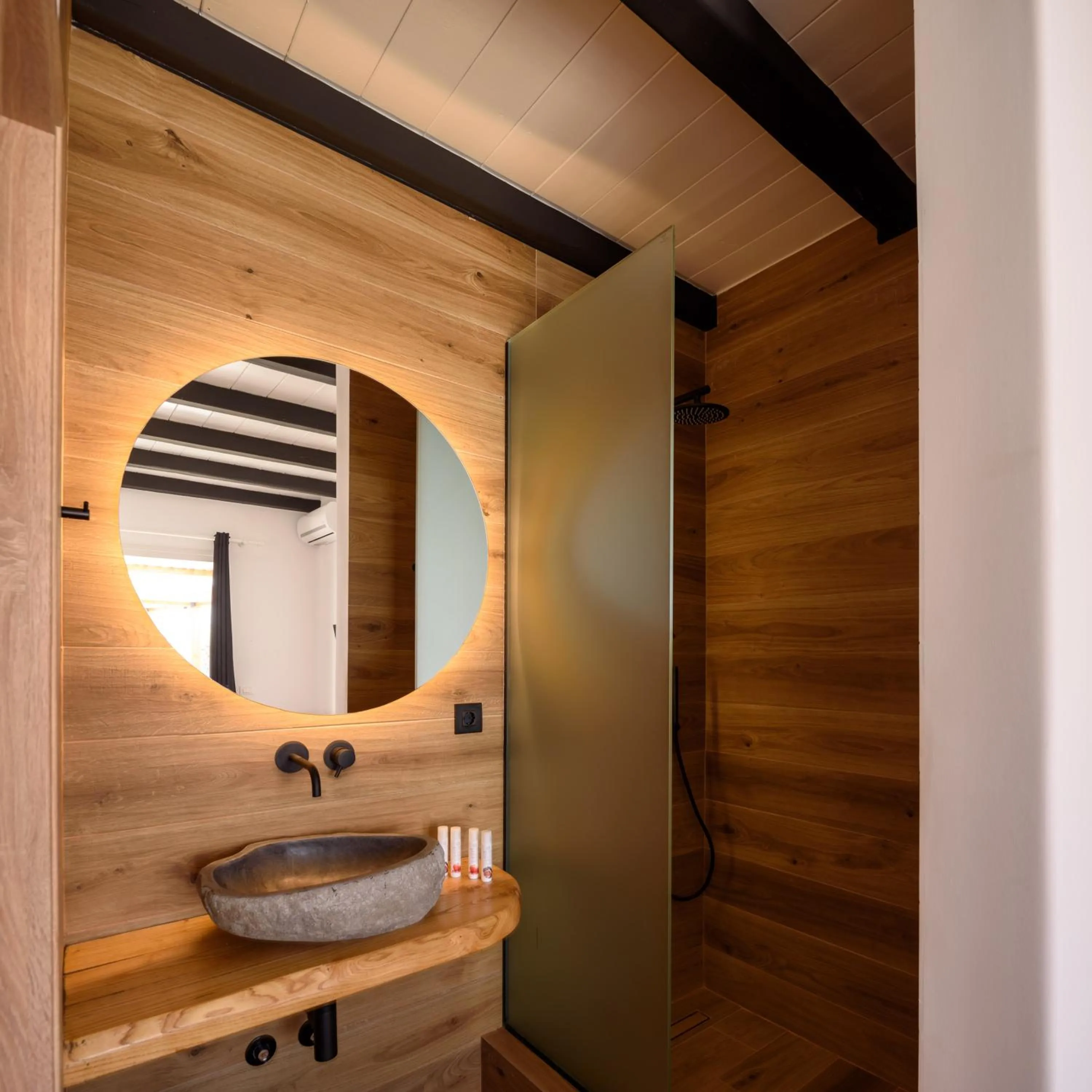 Bathroom in Olive Mykonos Villas