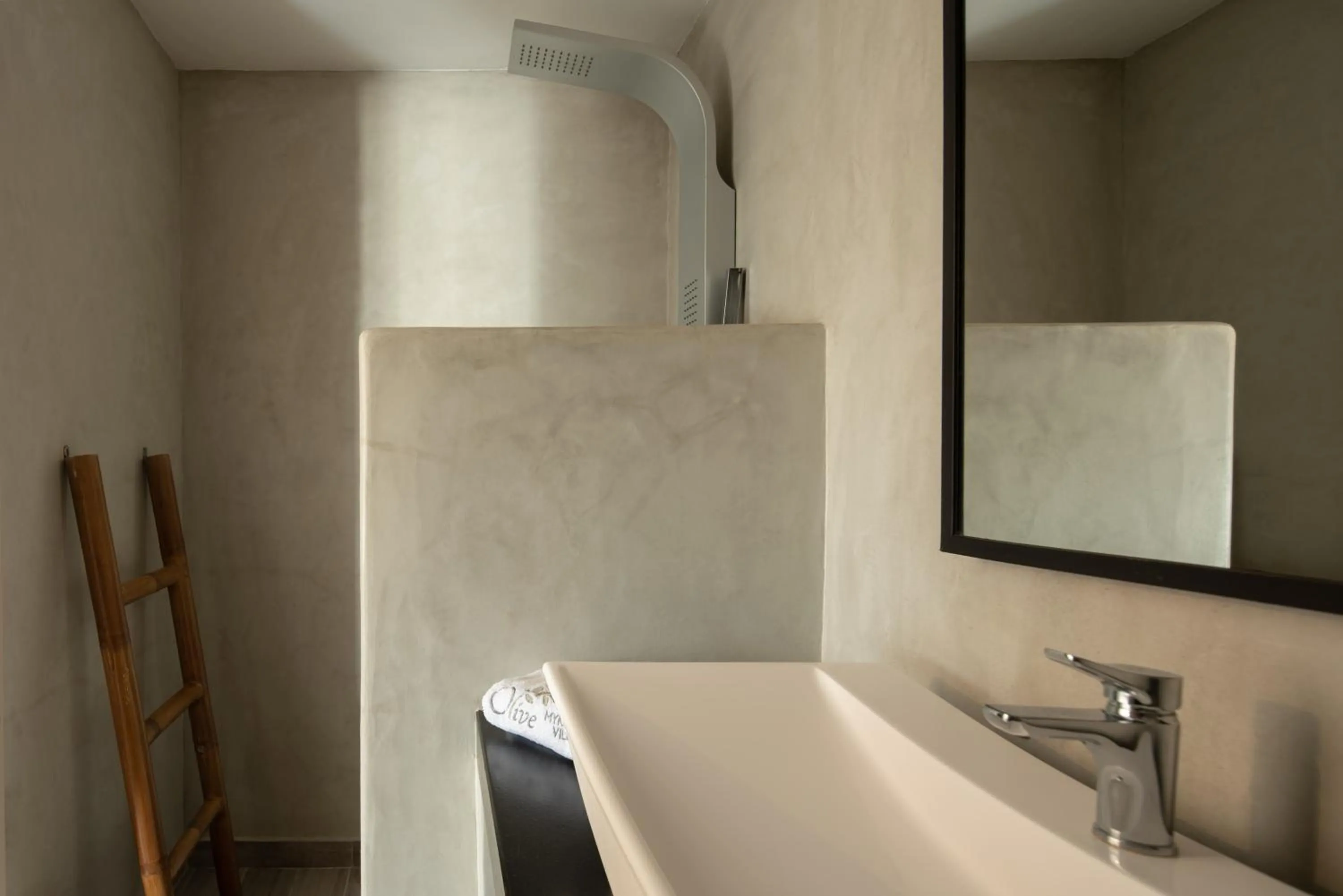 Bathroom in Olive Mykonos Villas