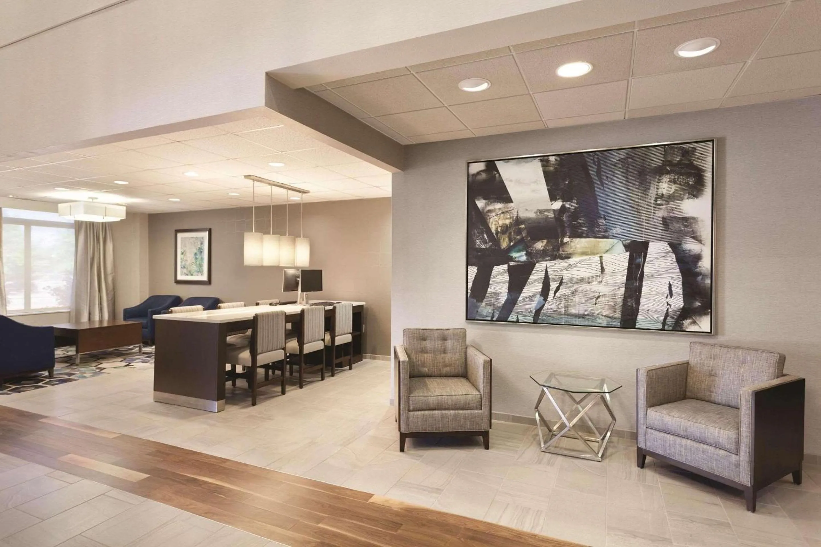 Business facilities in Pace Hotel Addison