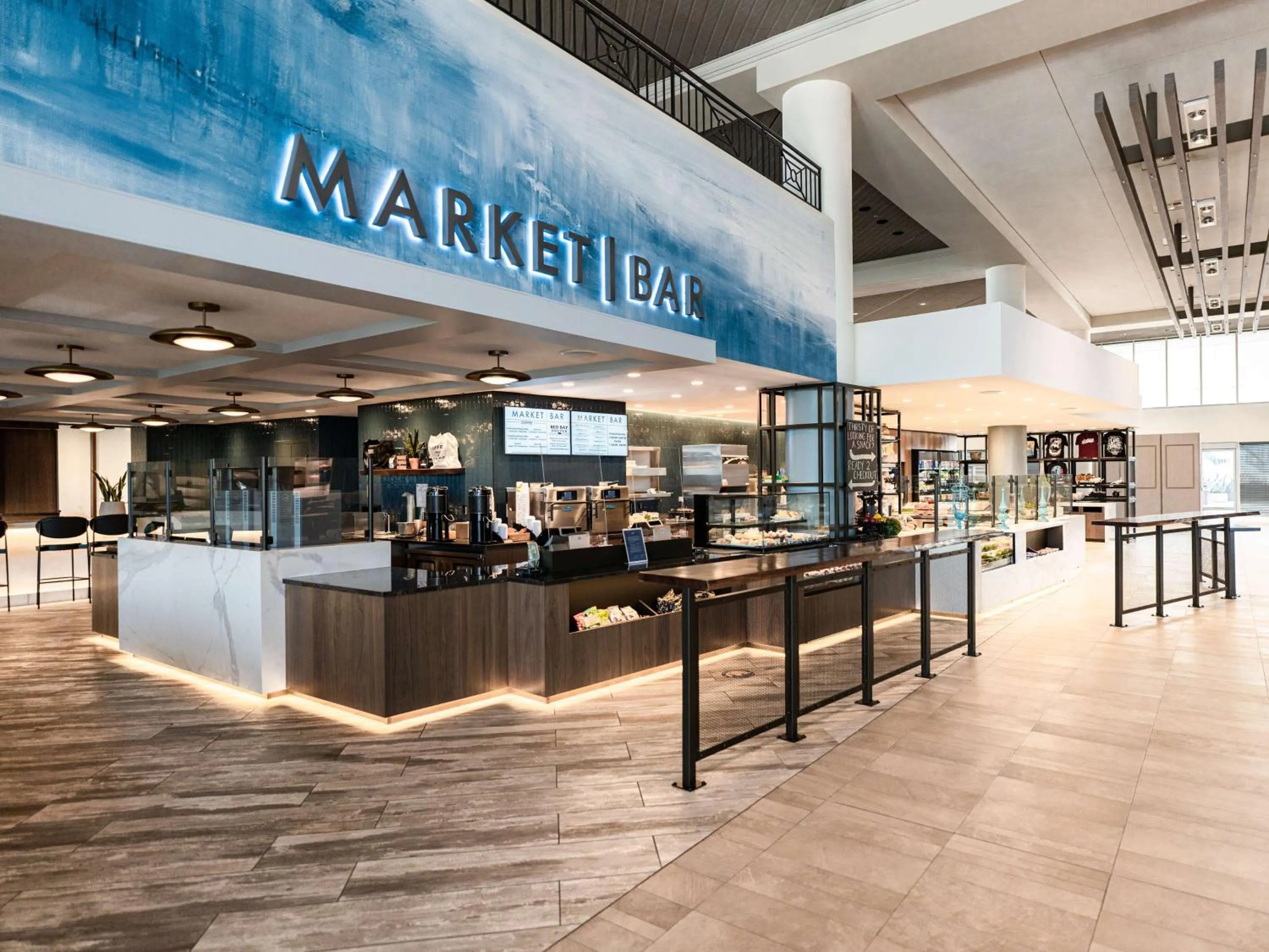 Restaurant/places to eat in Hyatt Regency Long Beach