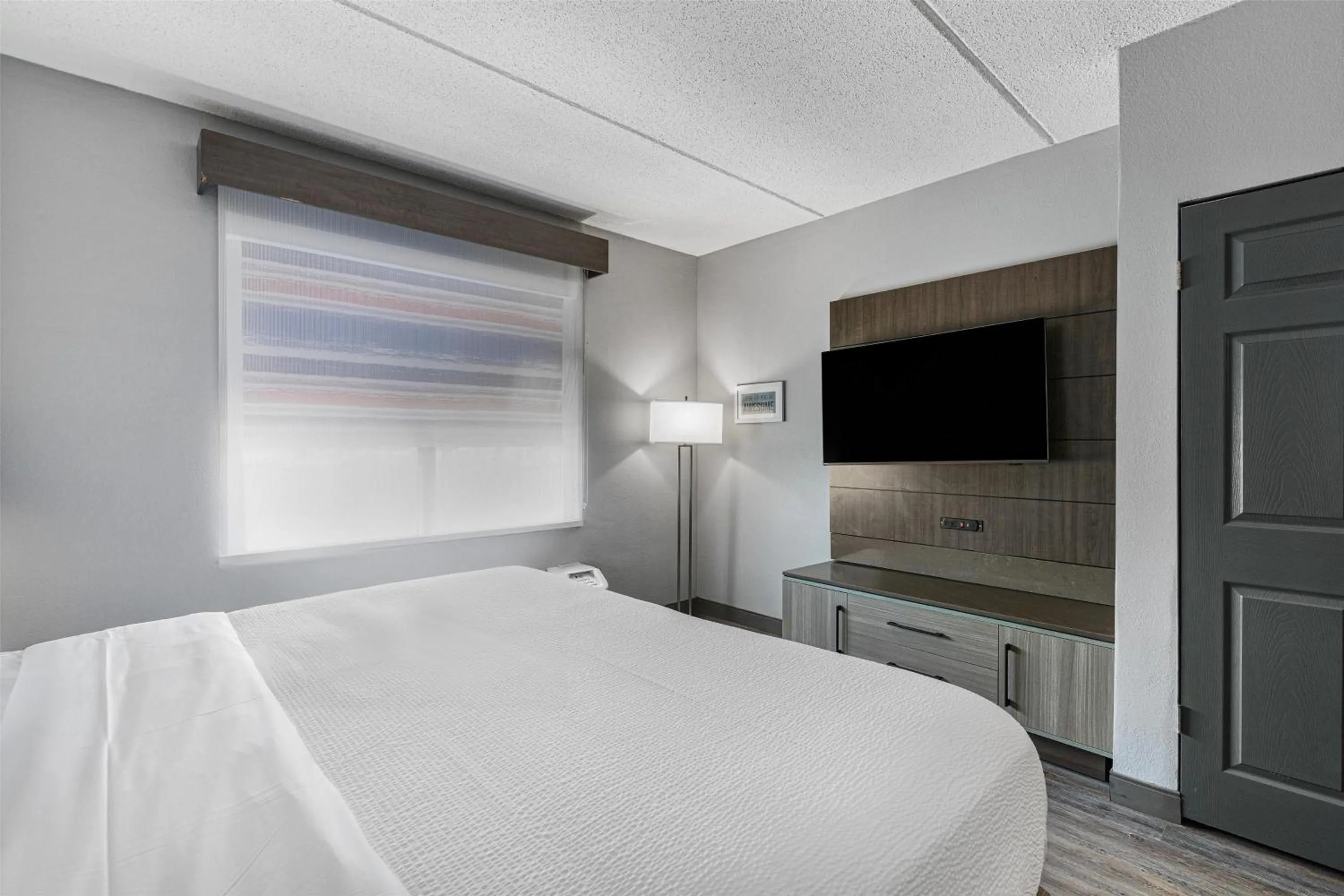 Bedroom, Bed in Best Western Plus Savannah Gateway