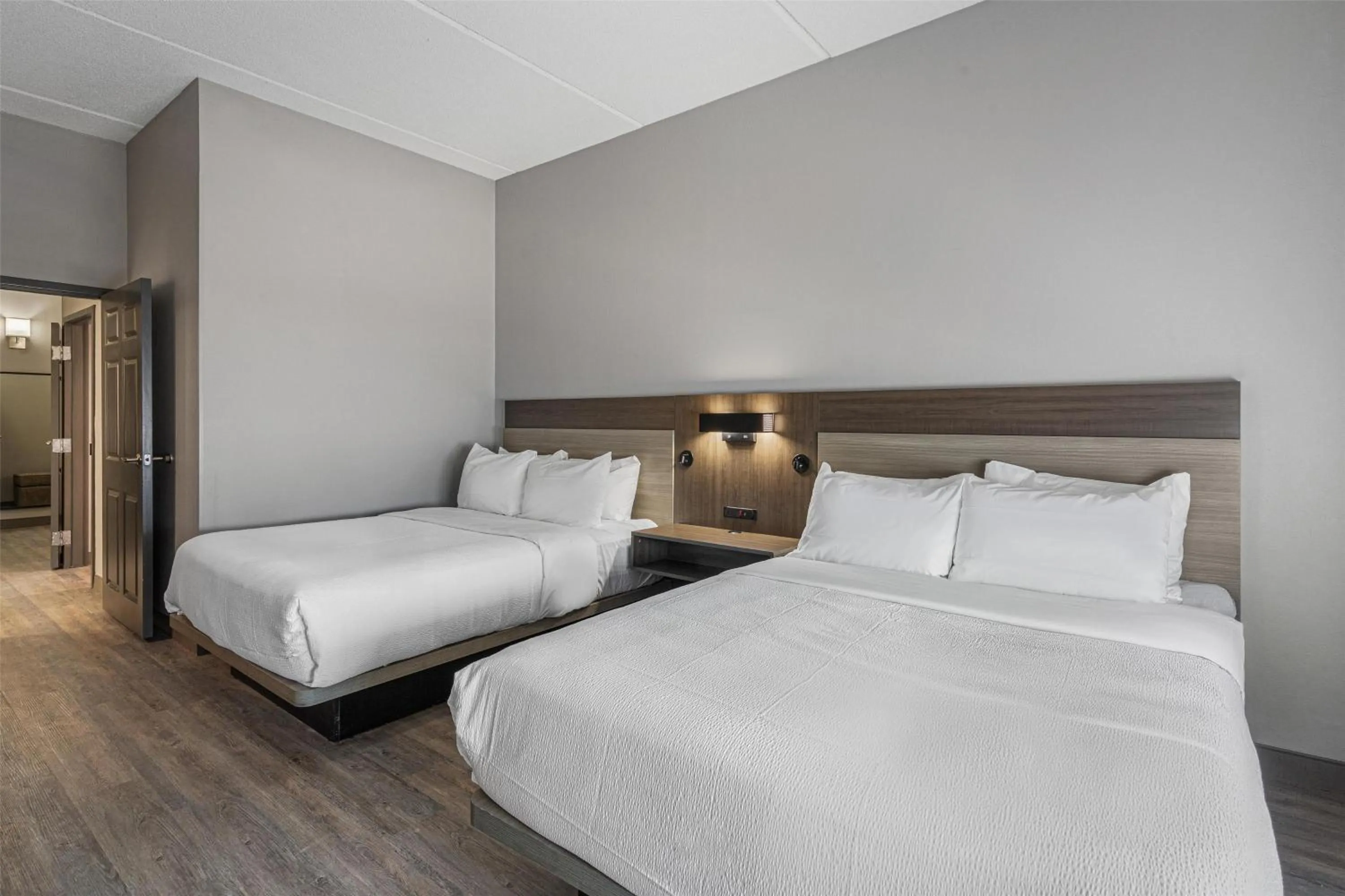 Bedroom, Bed in Best Western Plus Savannah Gateway