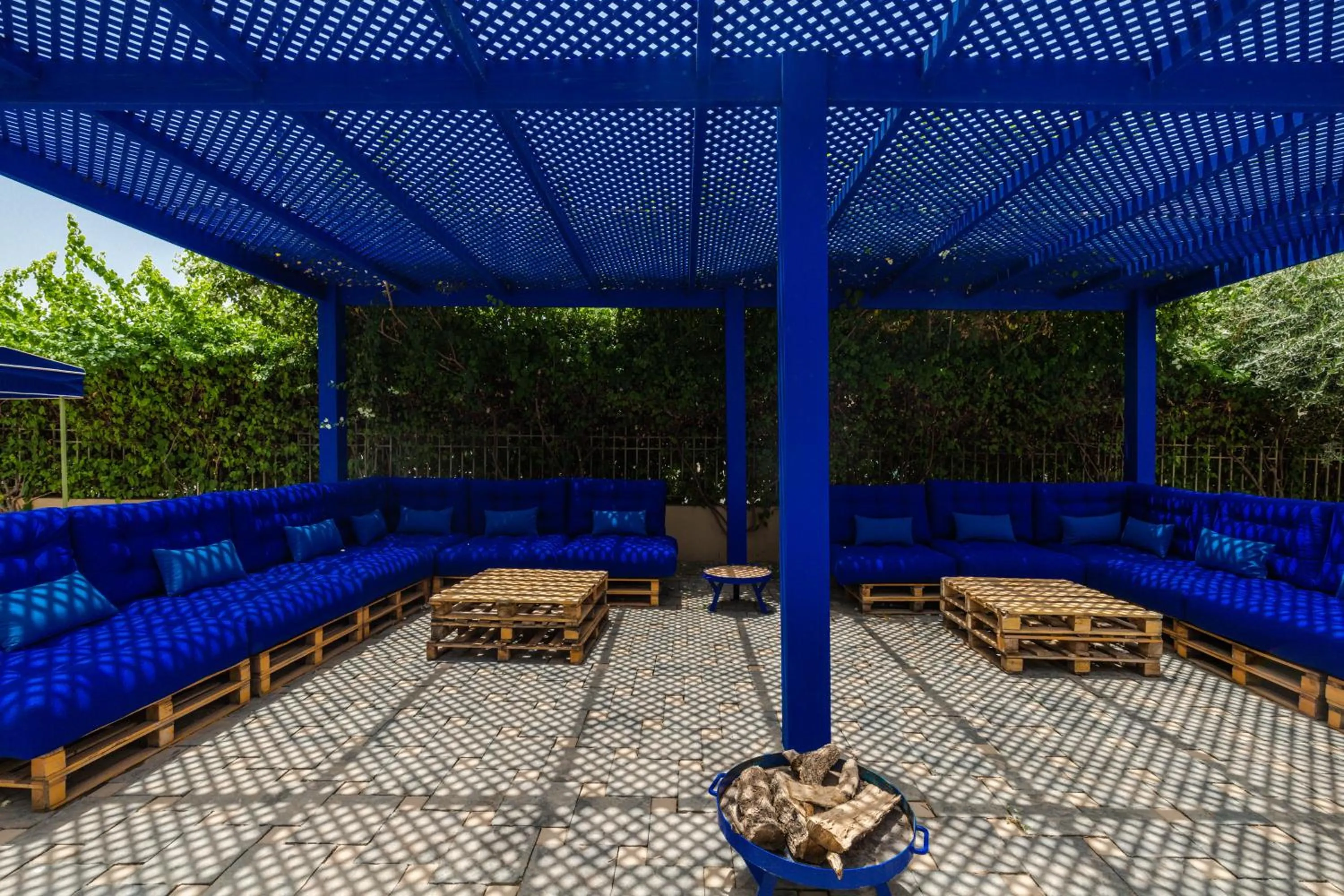 Restaurant/places to eat in Wazo Hotel