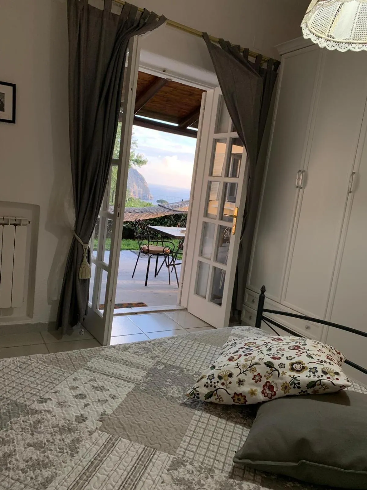 Garden in La Terrazzina sul tramonto