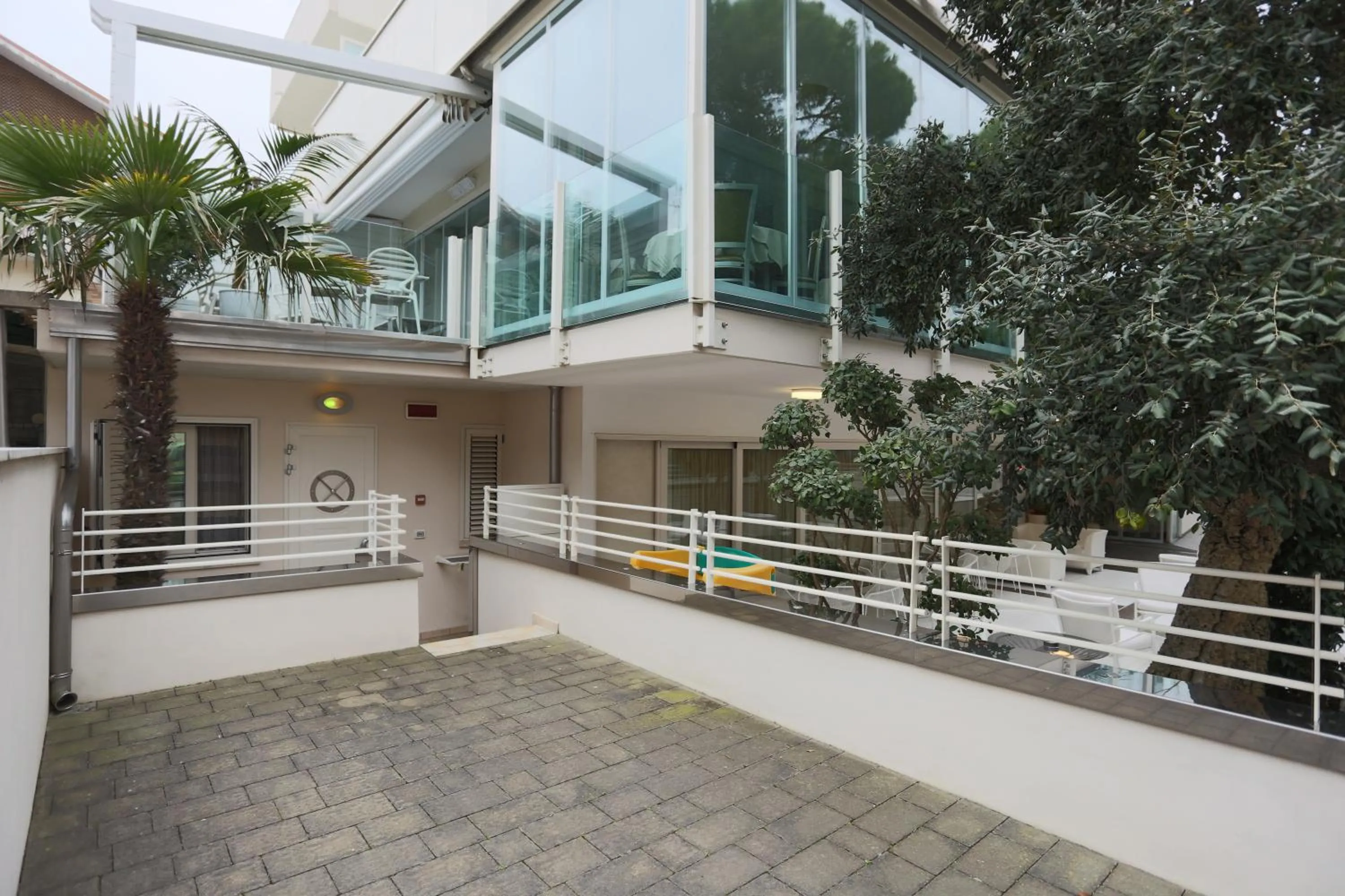 Patio in Hotel Caribia Pinarella