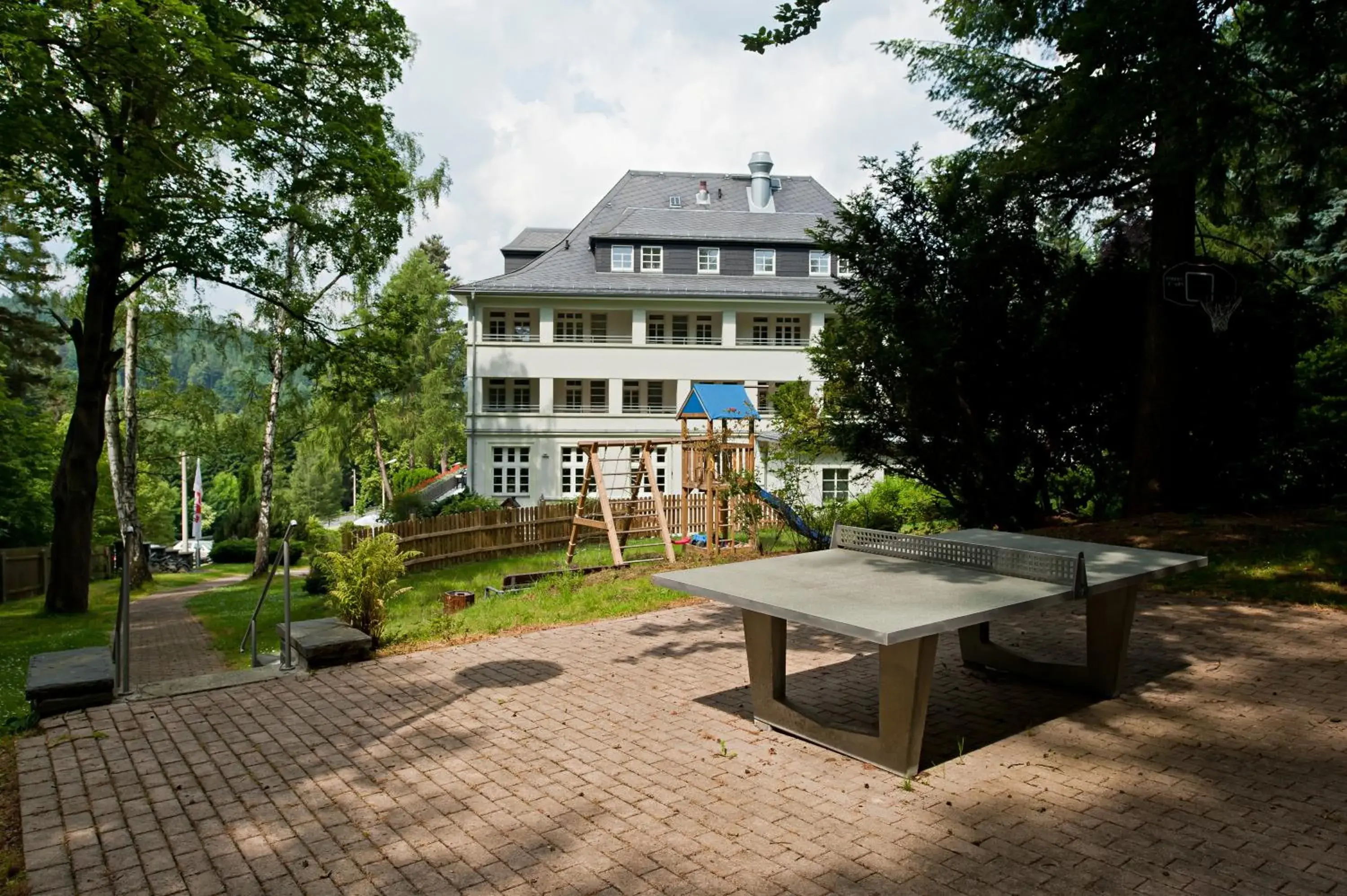 Table tennis, Property Building in Vitalhotel Weisse Elster