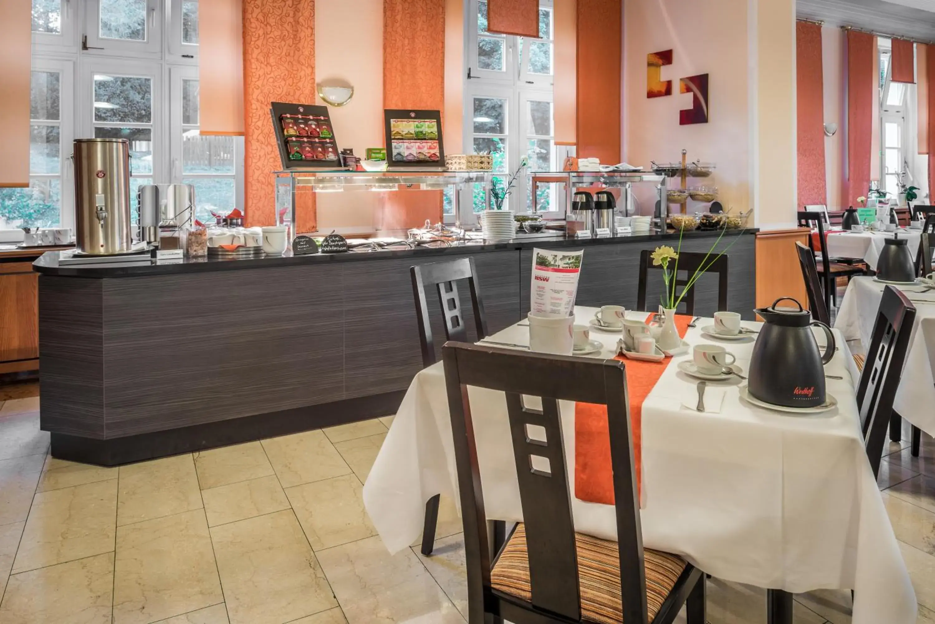 Buffet breakfast, Restaurant/Places to Eat in Vitalhotel Weisse Elster