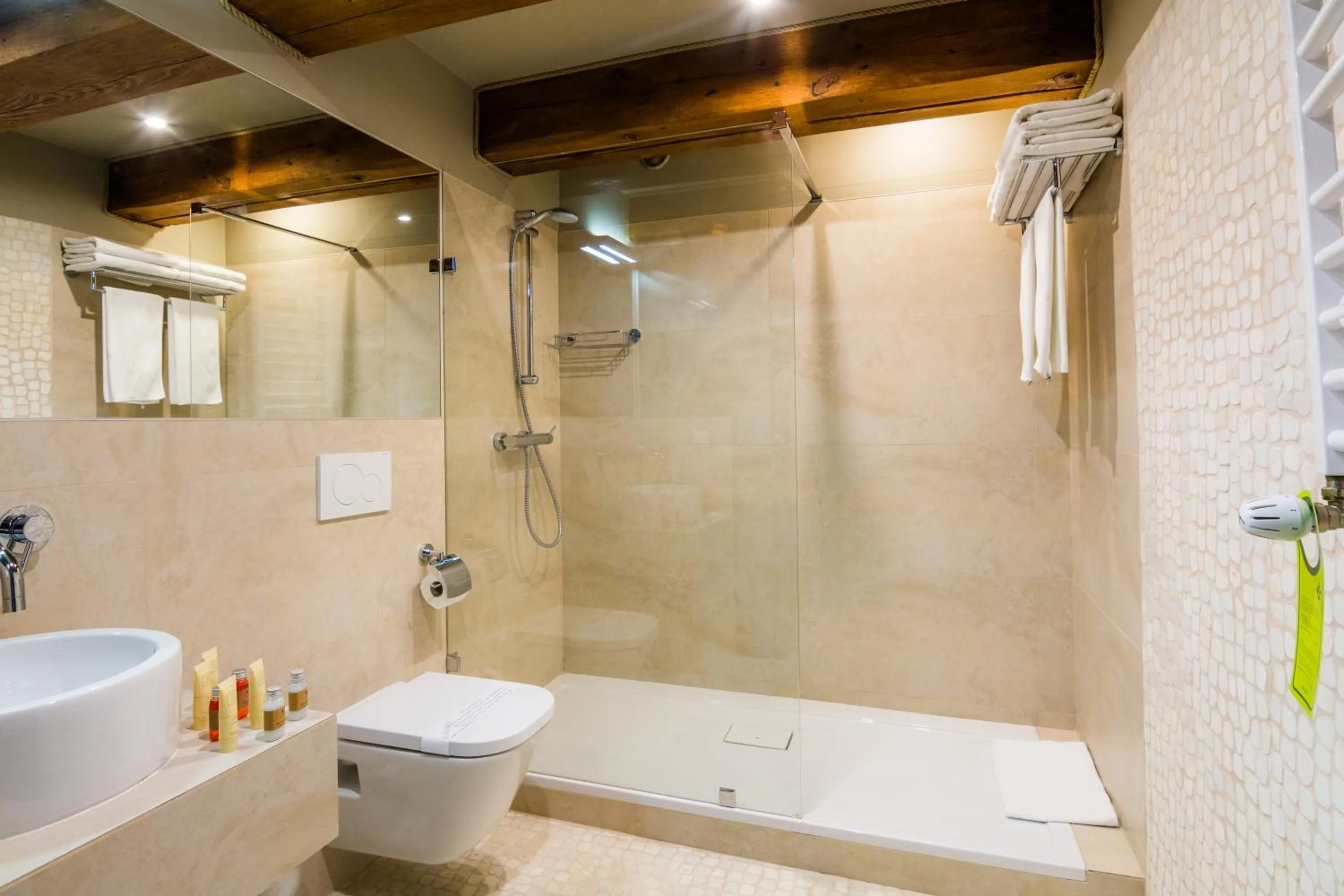 Shower in Armada Apart Ustka