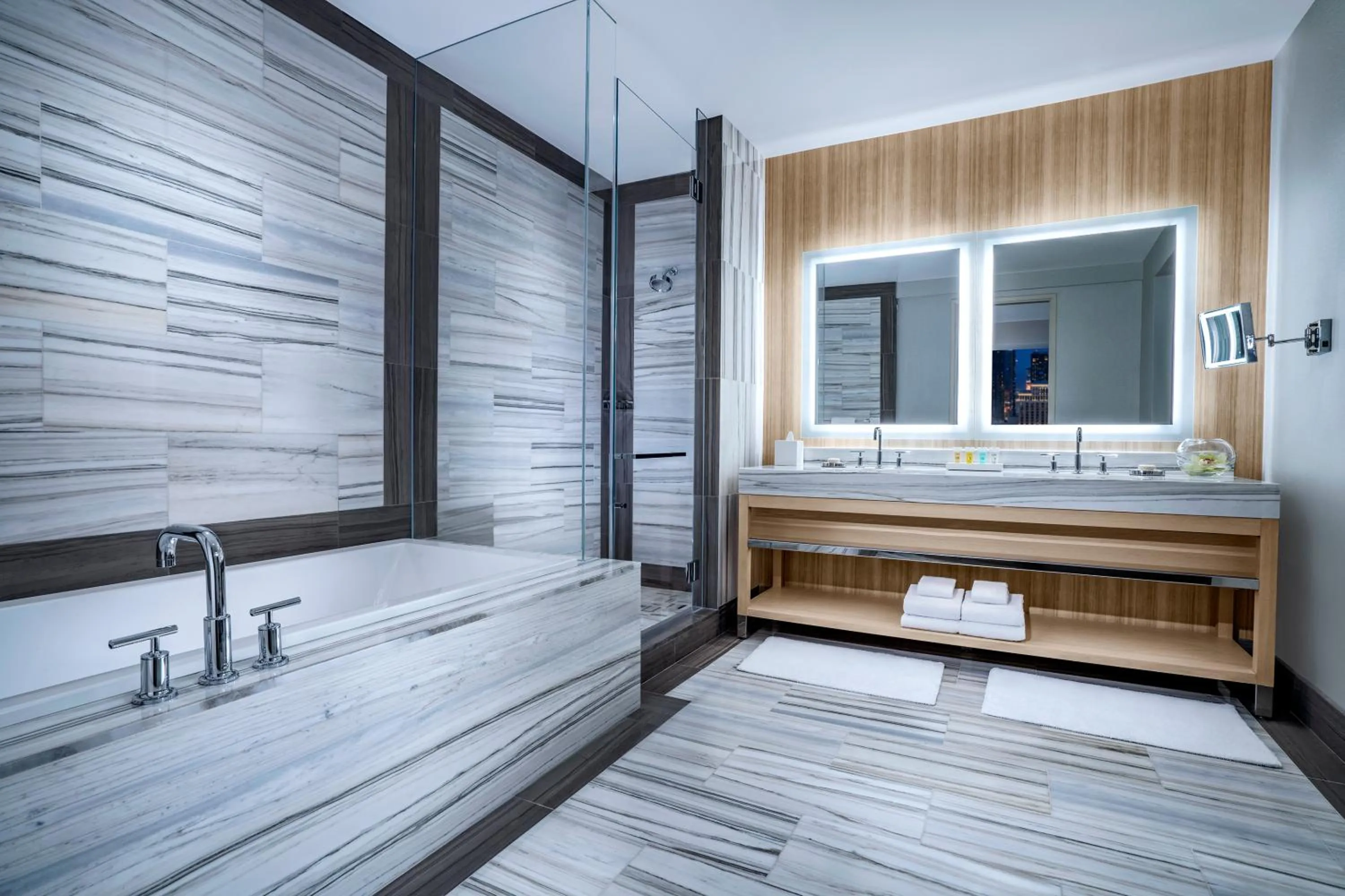 Bathroom, Bed in Palms Casino Resort