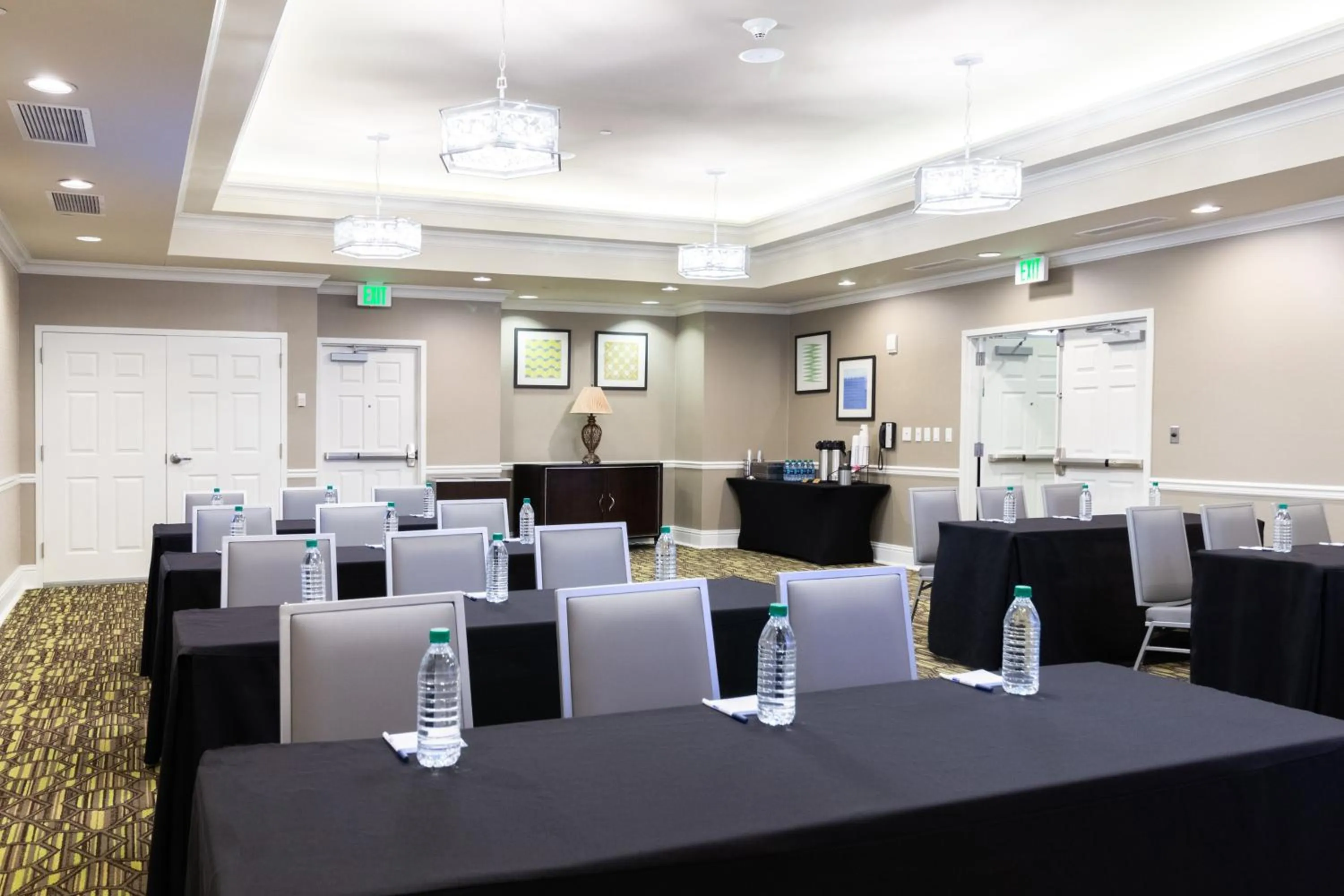 Meeting/conference room in Holiday Inn Express Savannah - Historic District