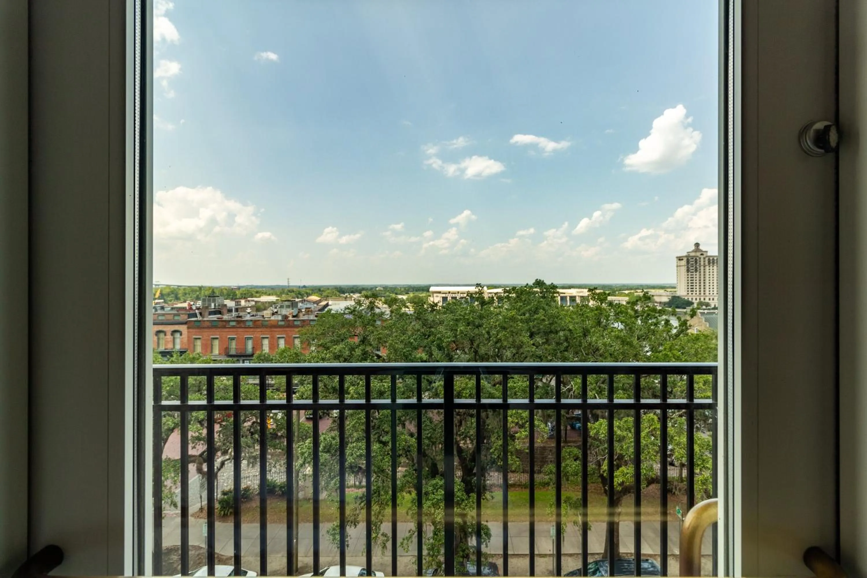 Photo of the whole room in Holiday Inn Express Savannah - Historic District
