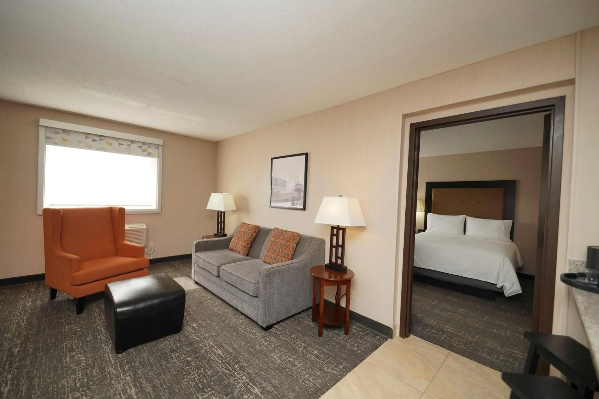 Photo of the whole room, Bed in Holiday Inn & Suites Chicago-Carol Stream Wheaton by IHG