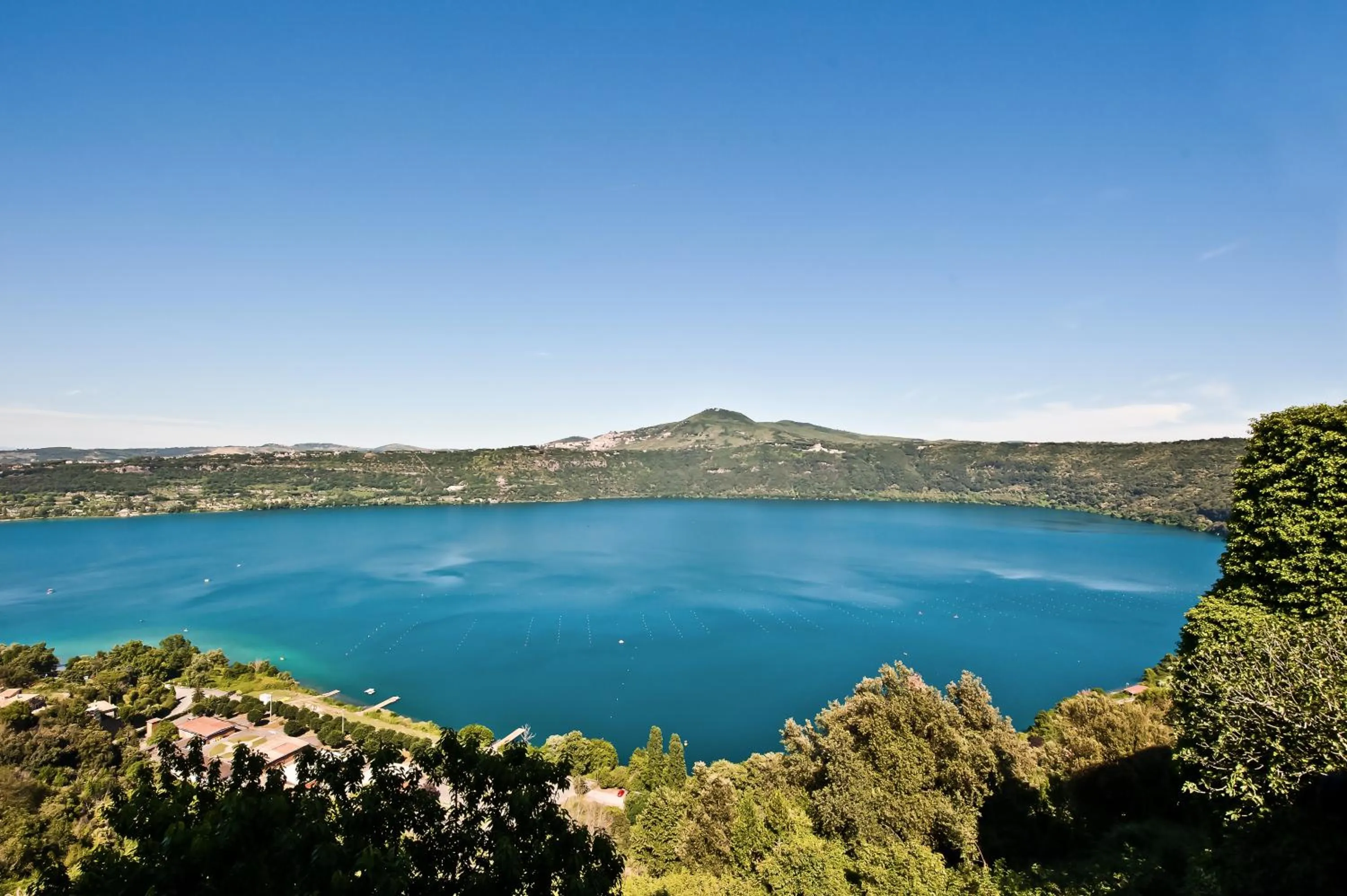 Natural landscape in Atlantis Inn Castelgandolfo