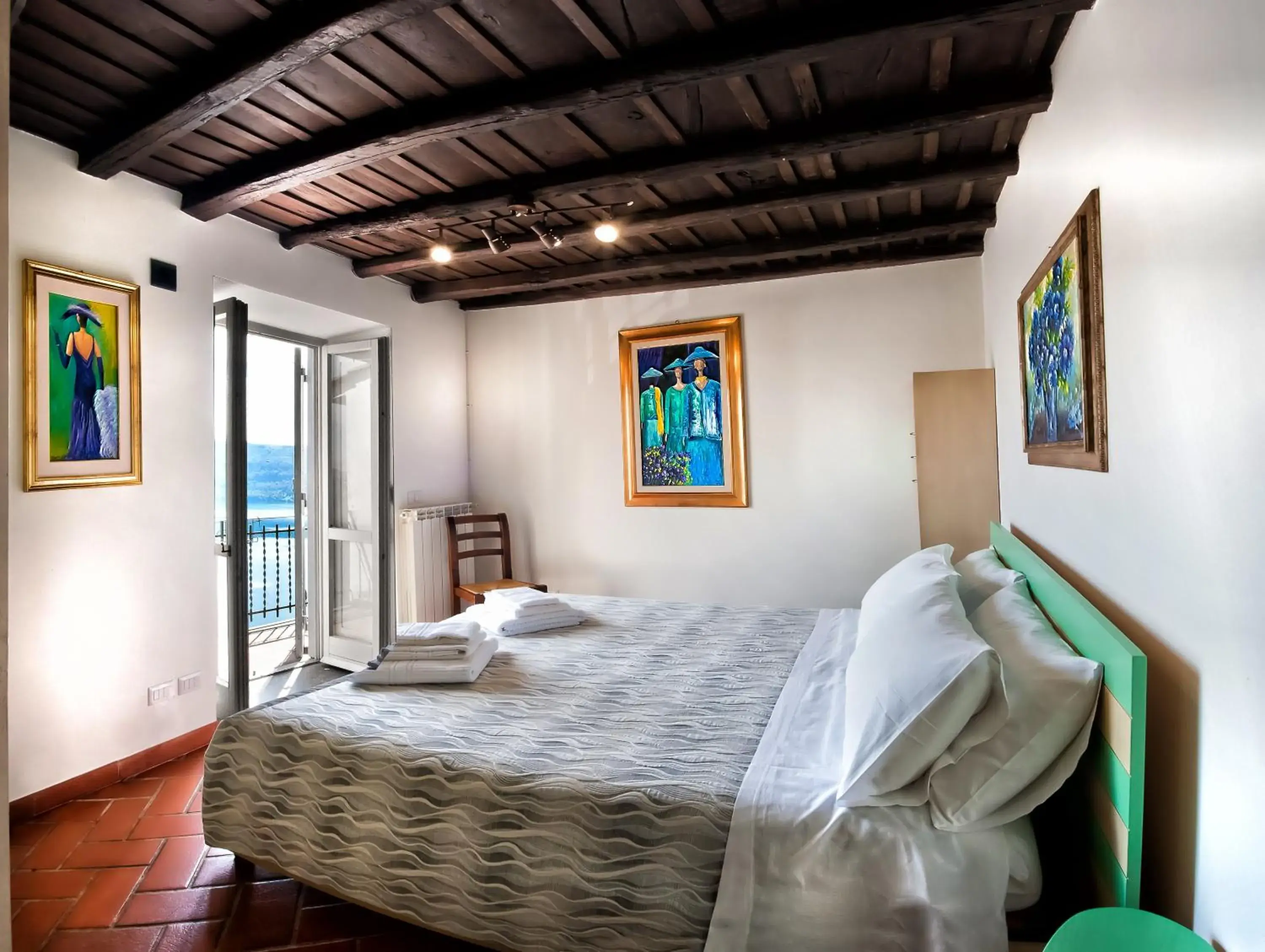Apartment with Lake View - single occupancy in Atlantis Inn Castelgandolfo Apartment with Lake View - single occupancy in Atlantis Inn Castelgandolfo