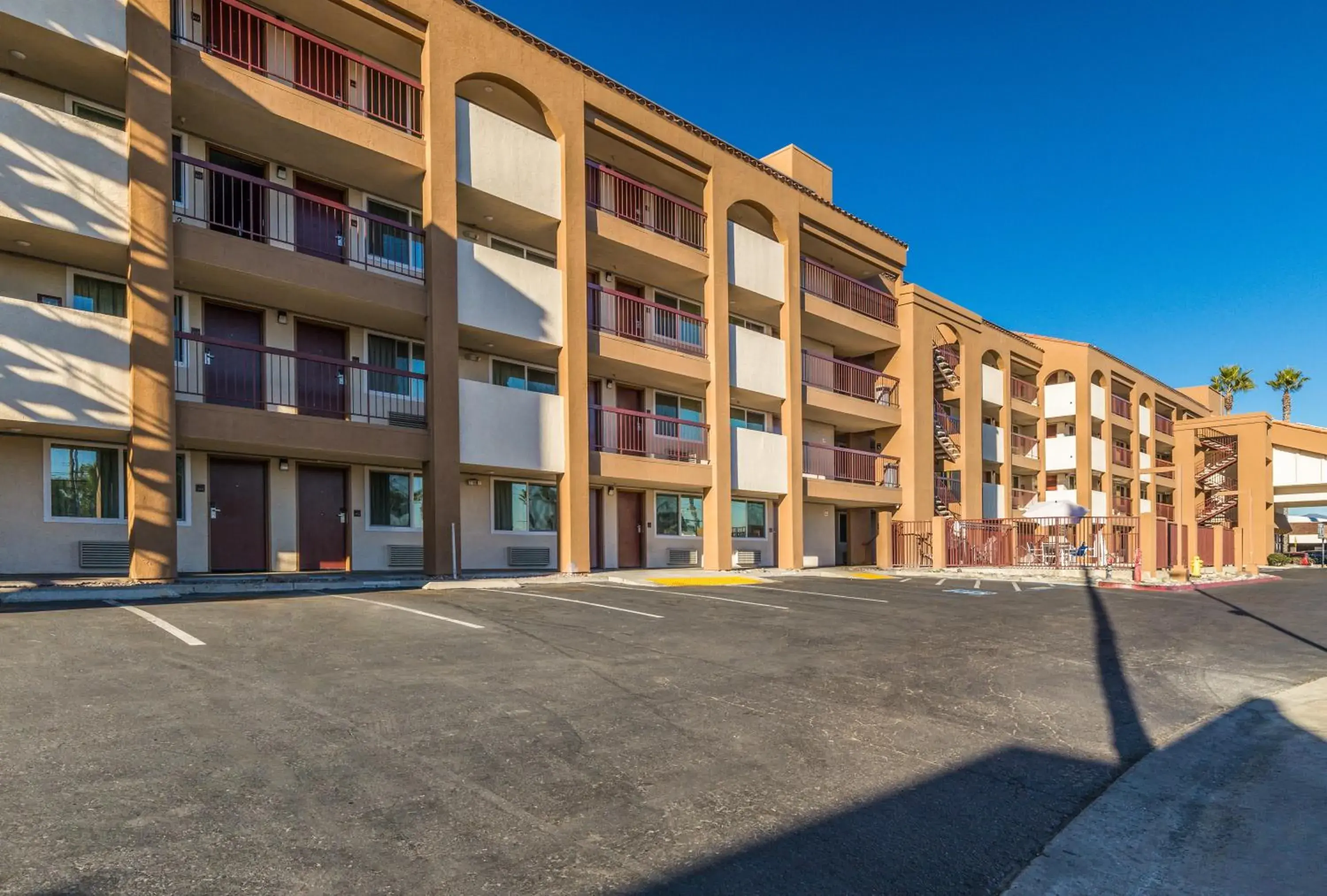 Property building in Days Inn by Wyndham Chula Vista-San Diego Property building in Days Inn by Wyndham Chula Vista-San Diego