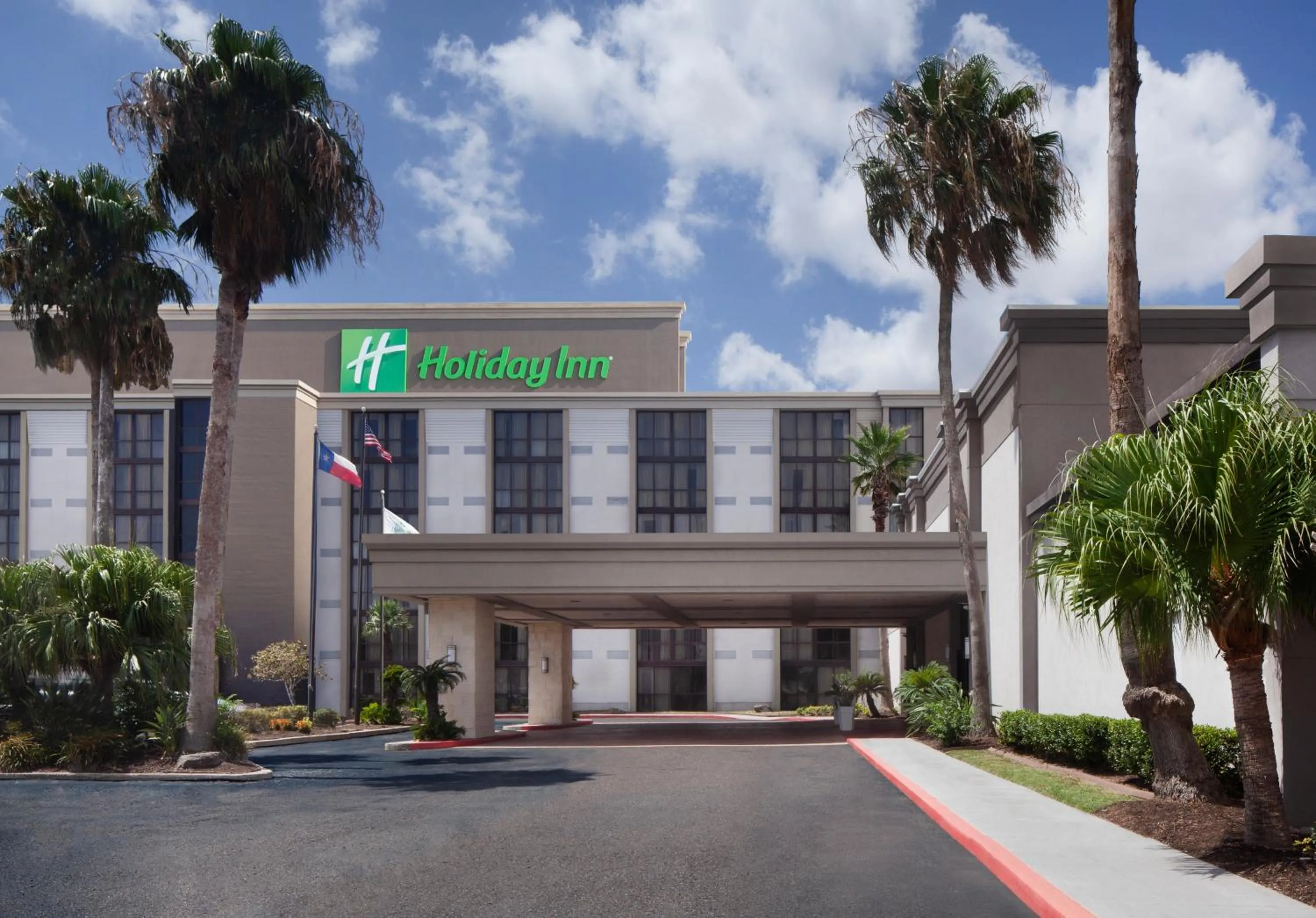 Property building in Holiday Inn Corpus Christi Arpt & Conf Ctr by IHG