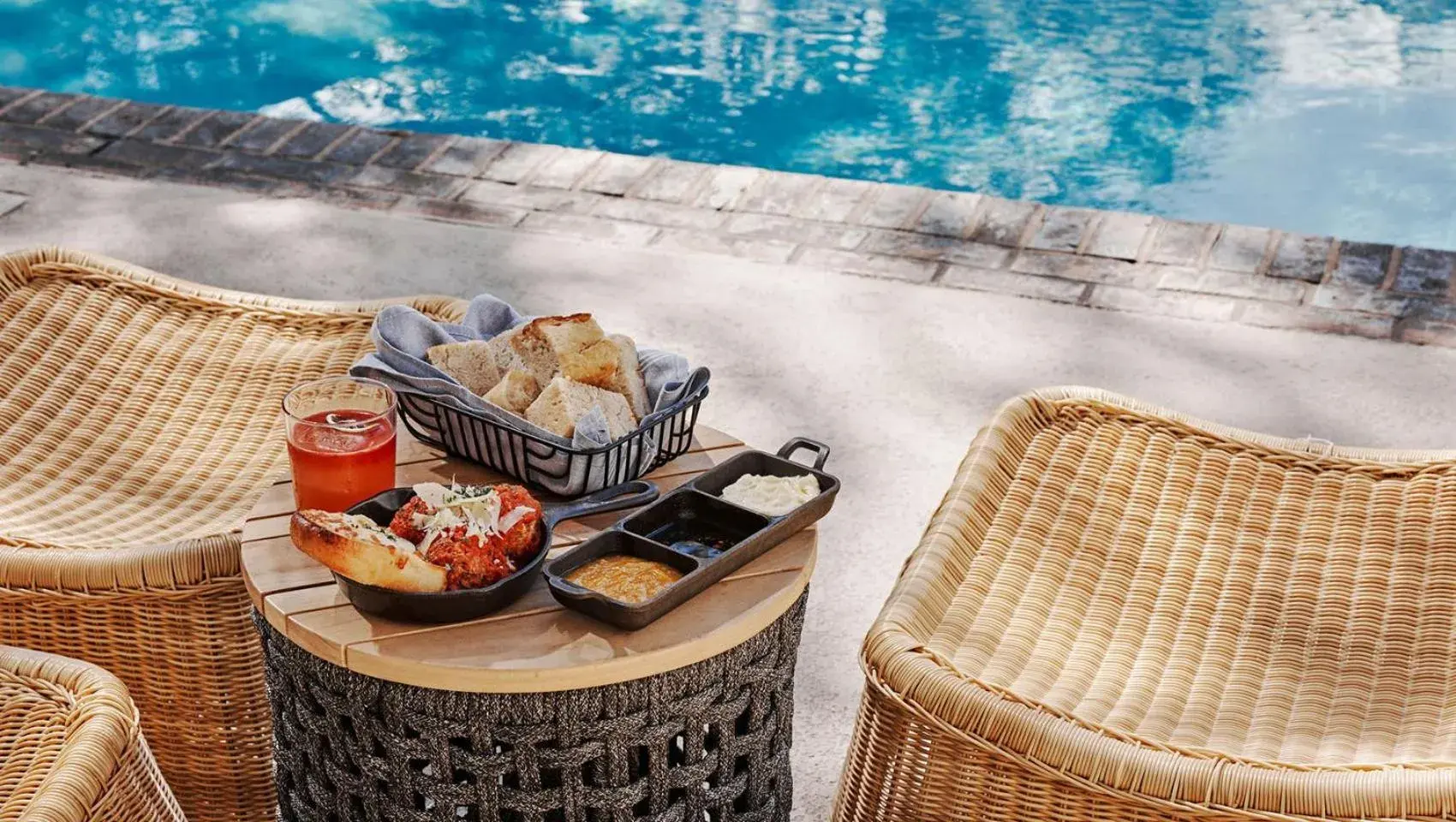 Swimming pool in Kimpton Brice Hotel by IHG Swimming pool in Kimpton Brice Hotel by IHG