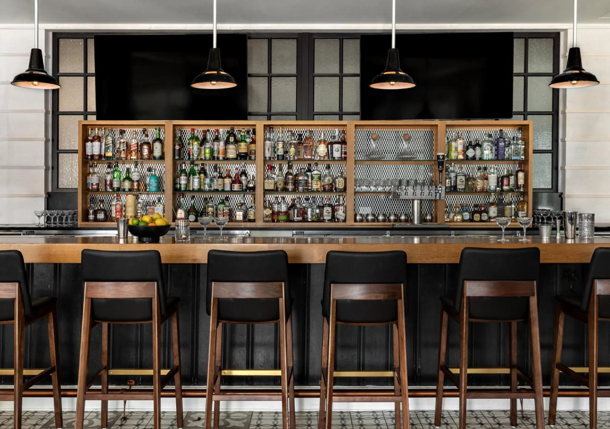 Lounge or bar in Kimpton Brice Hotel by IHG